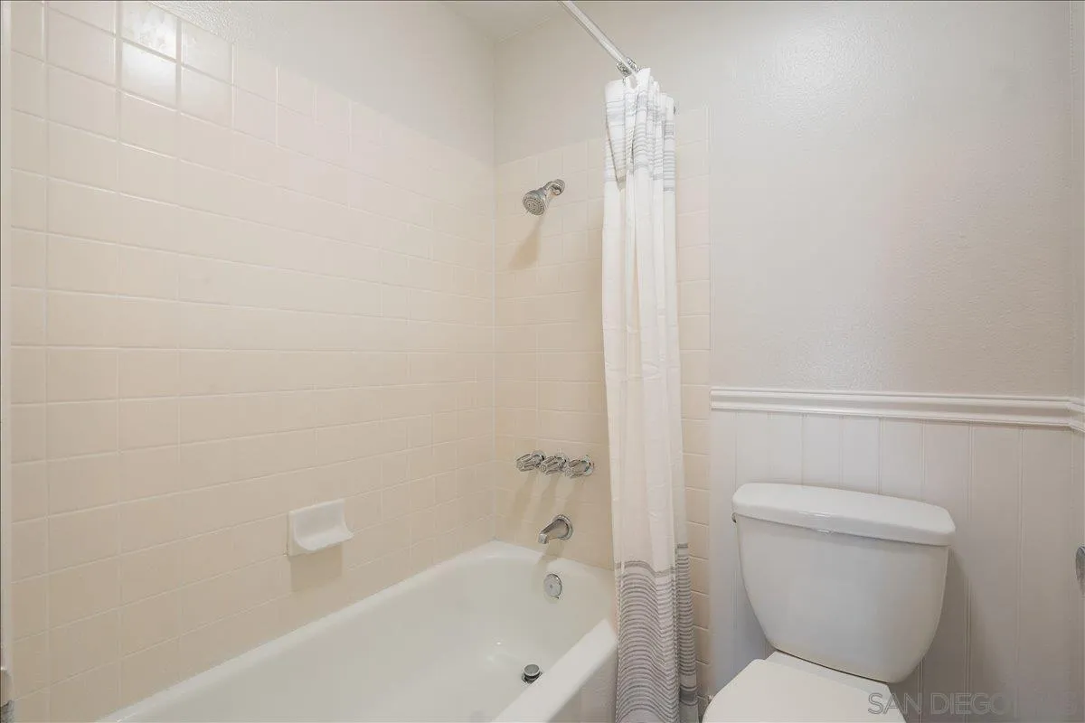 Photo #25: 250040598 Listing: Photo #25