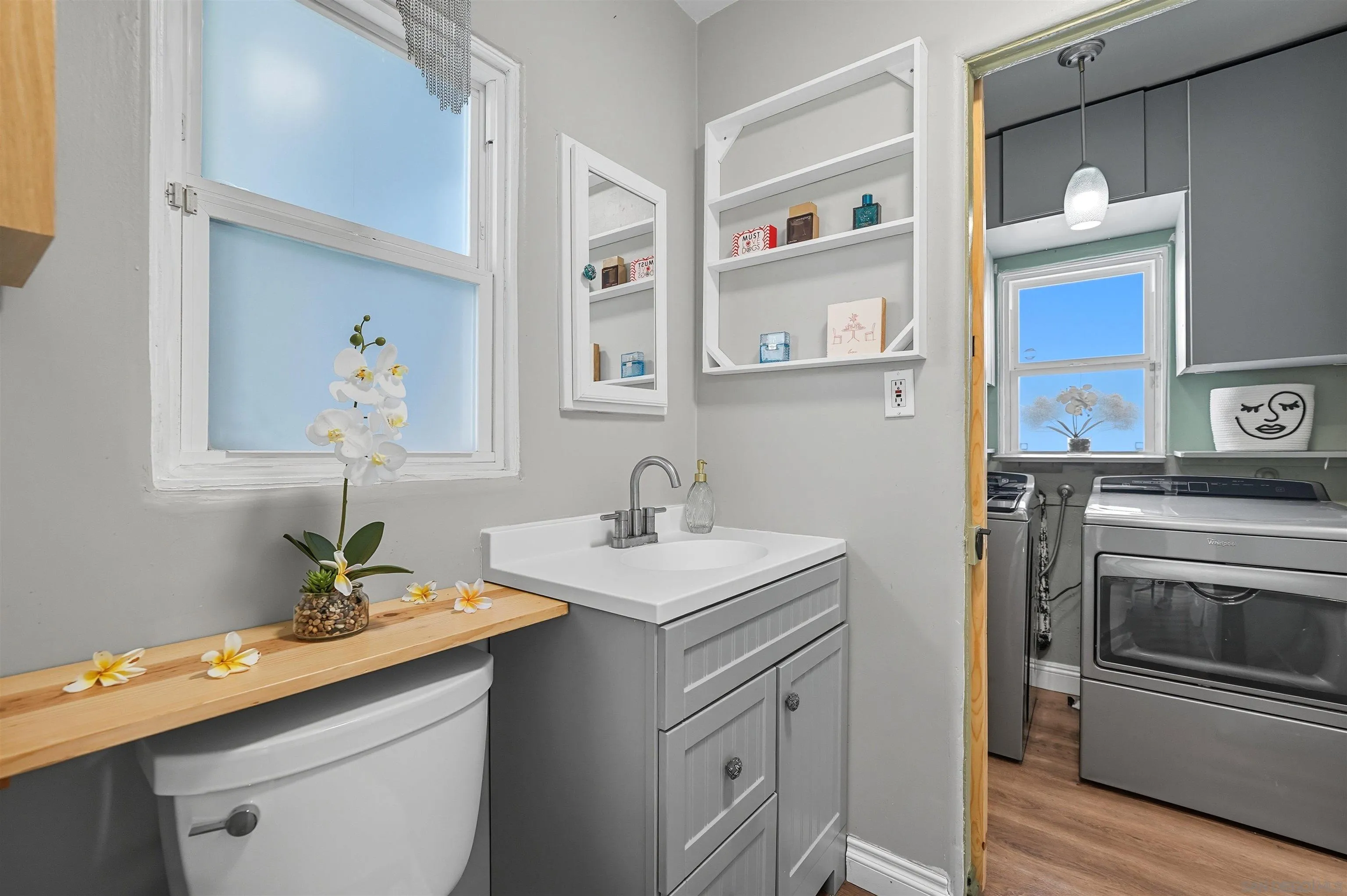 https://cdn.realtyfeed.com/cdn/127/250040605/1e2e1cde26c120fff10a9c6f3b998b86.webp