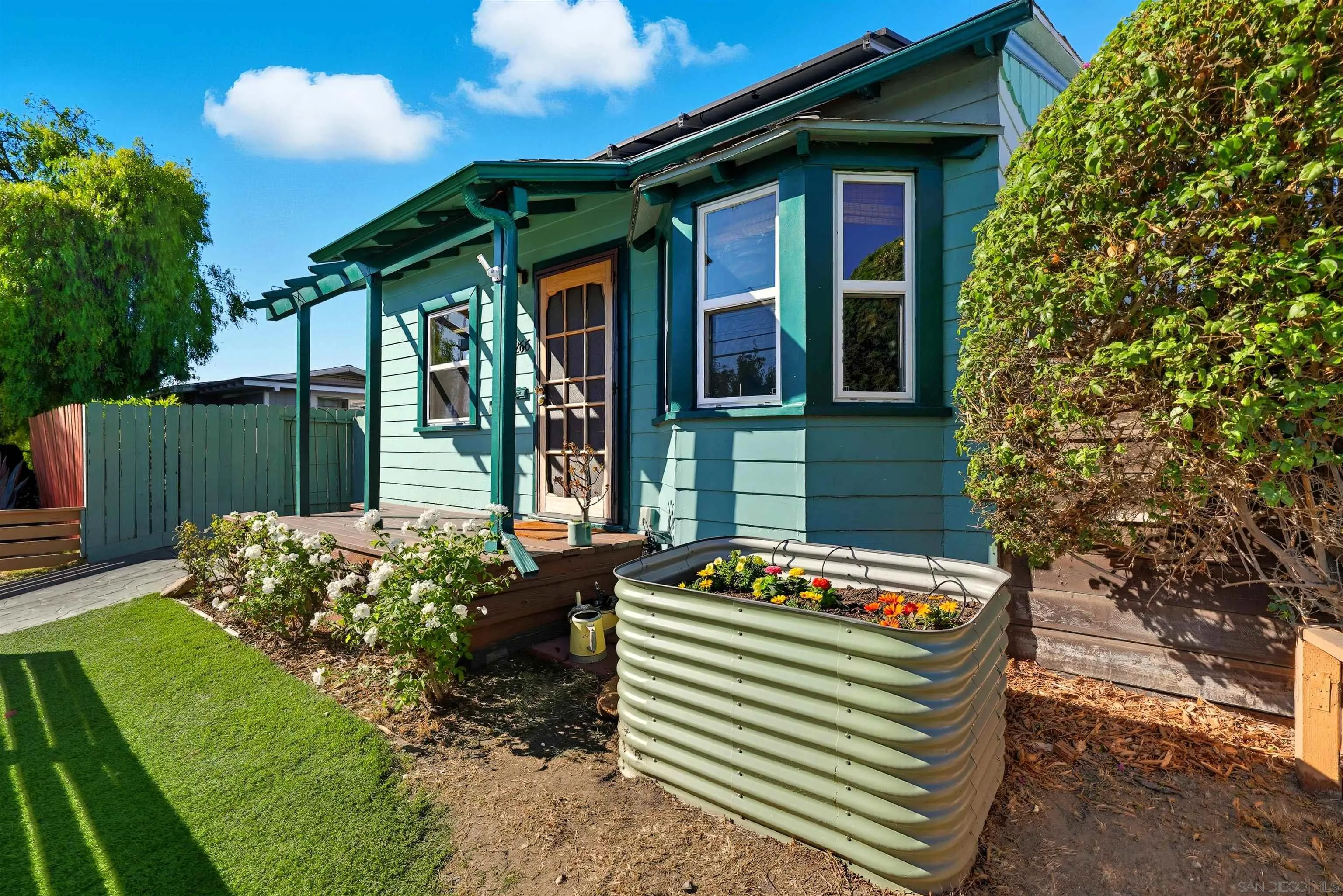 https://cdn.realtyfeed.com/cdn/127/250040605/877e93fcd112c326f94811cbb68d5da2.webp
