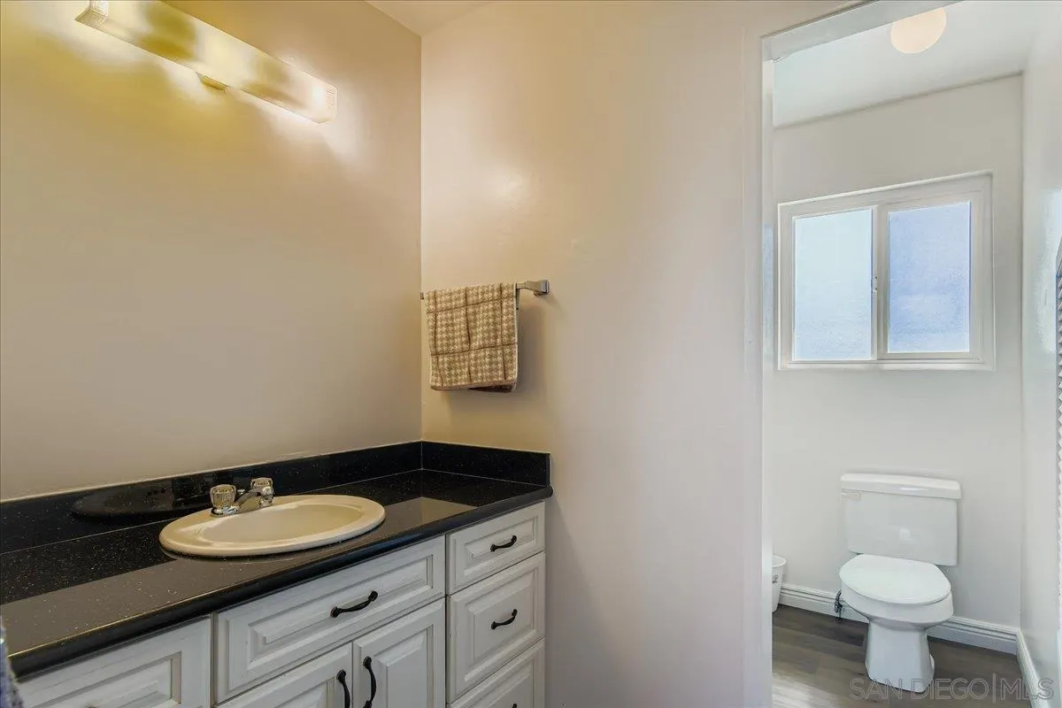 https://cdn.realtyfeed.com/cdn/127/250040609/1c5d35d3dc1ab0faa34613182e4814f4.webp