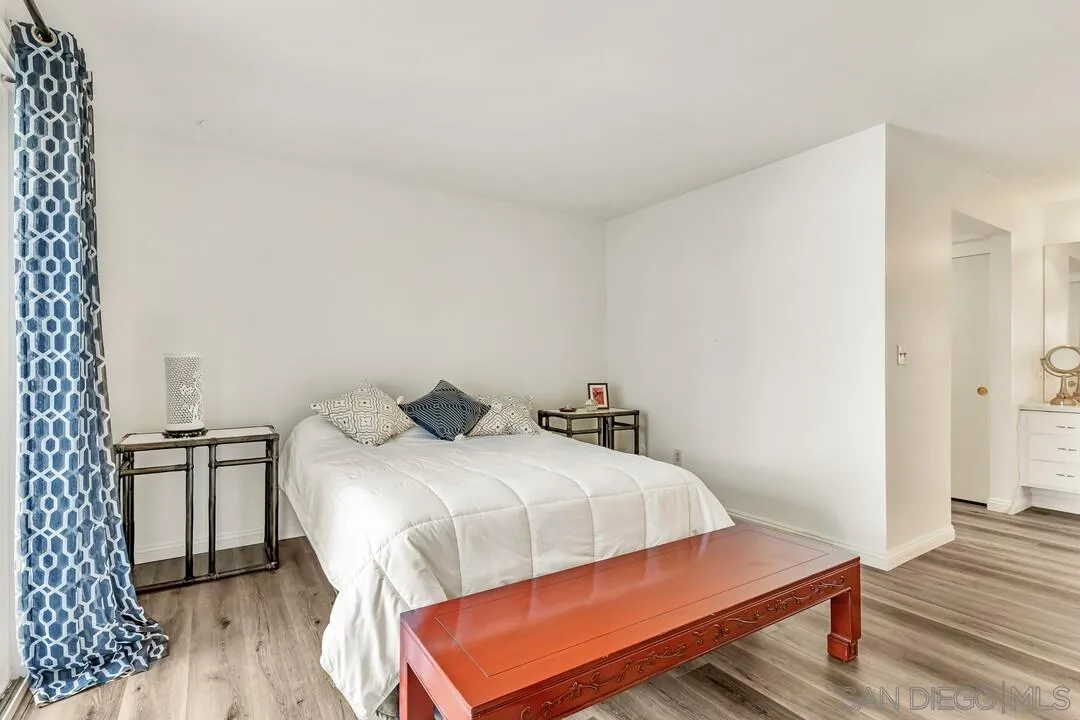 https://cdn.realtyfeed.com/cdn/127/250040614/dec189d70ebf2d84837f98adaaf1da7f.webp