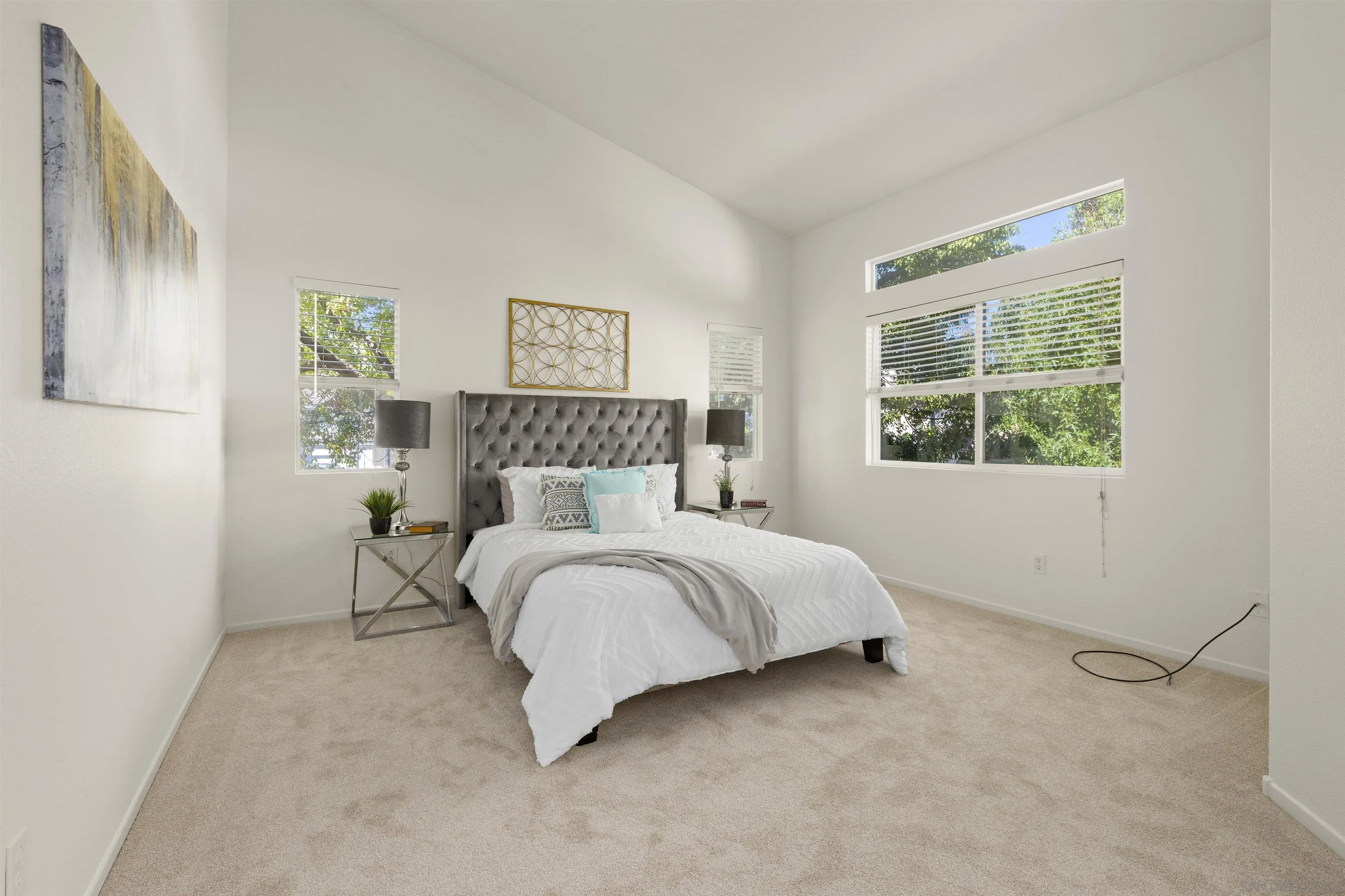 https://cdn.realtyfeed.com/cdn/127/250040628/935e51fb51b82a2c32be5b9f16f9de65.webp