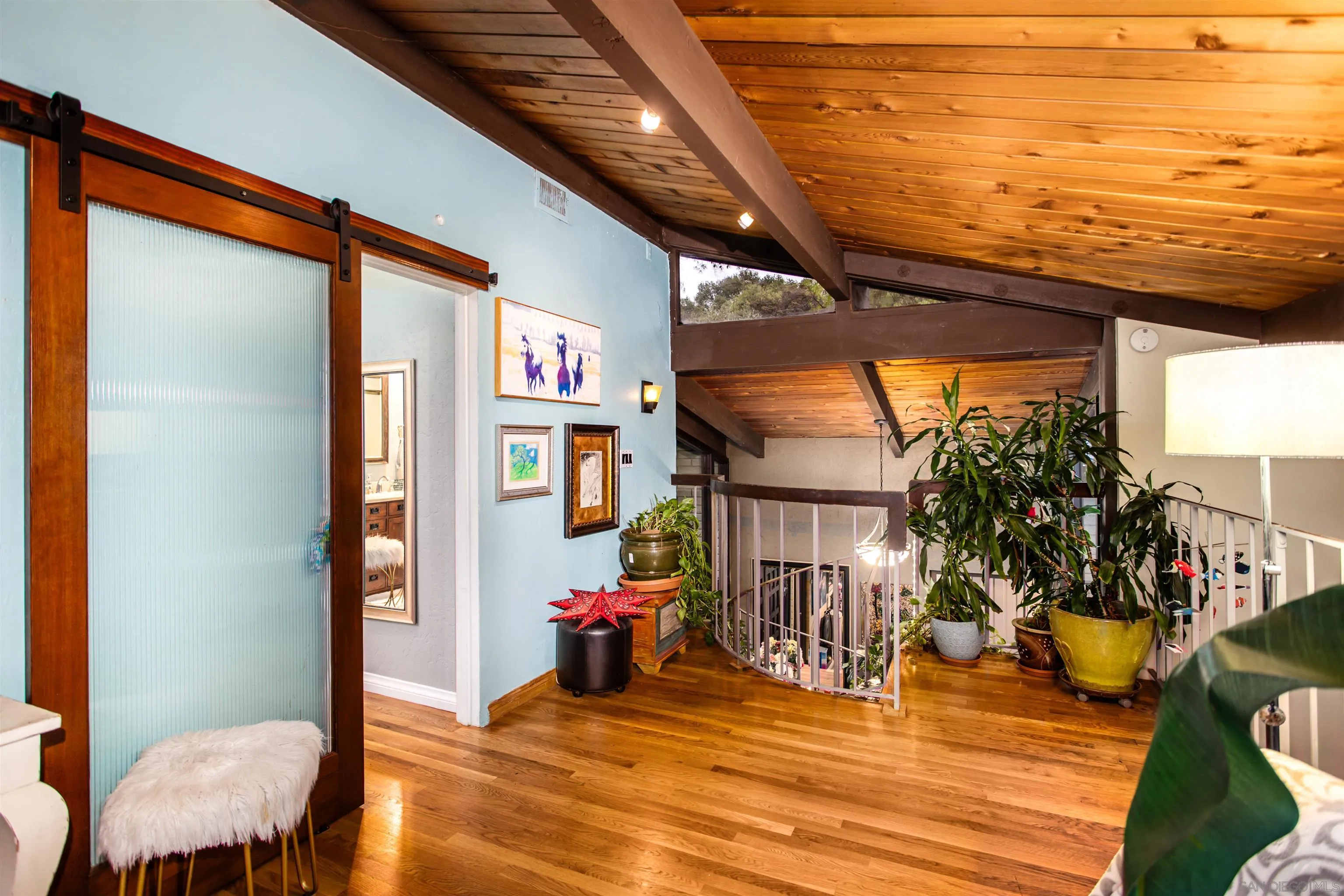 https://cdn.realtyfeed.com/cdn/127/250040629/2a75c83f28eaf237d7619e21d8fba537.webp