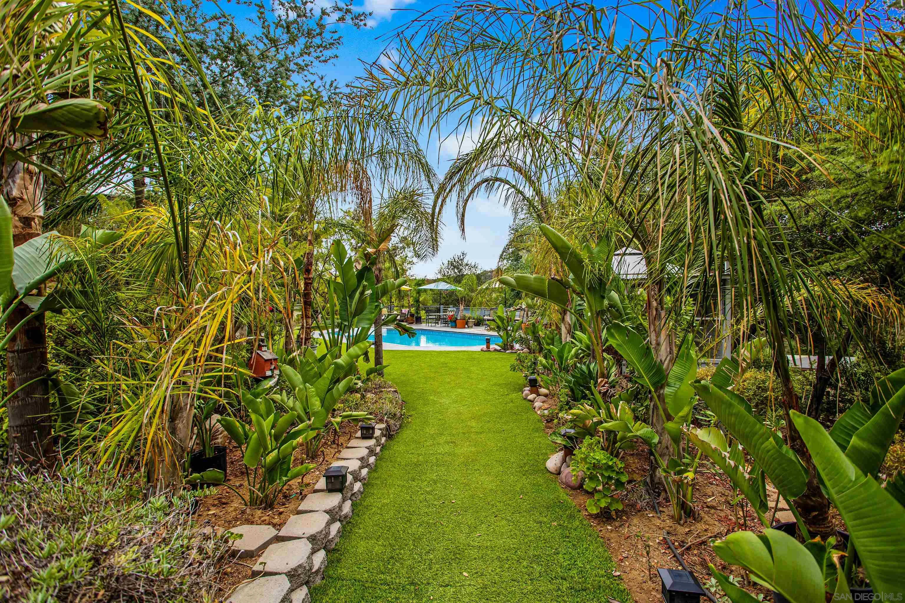 https://cdn.realtyfeed.com/cdn/127/250040629/89e110a24dde3df0b1b00c61e17332f1.webp
