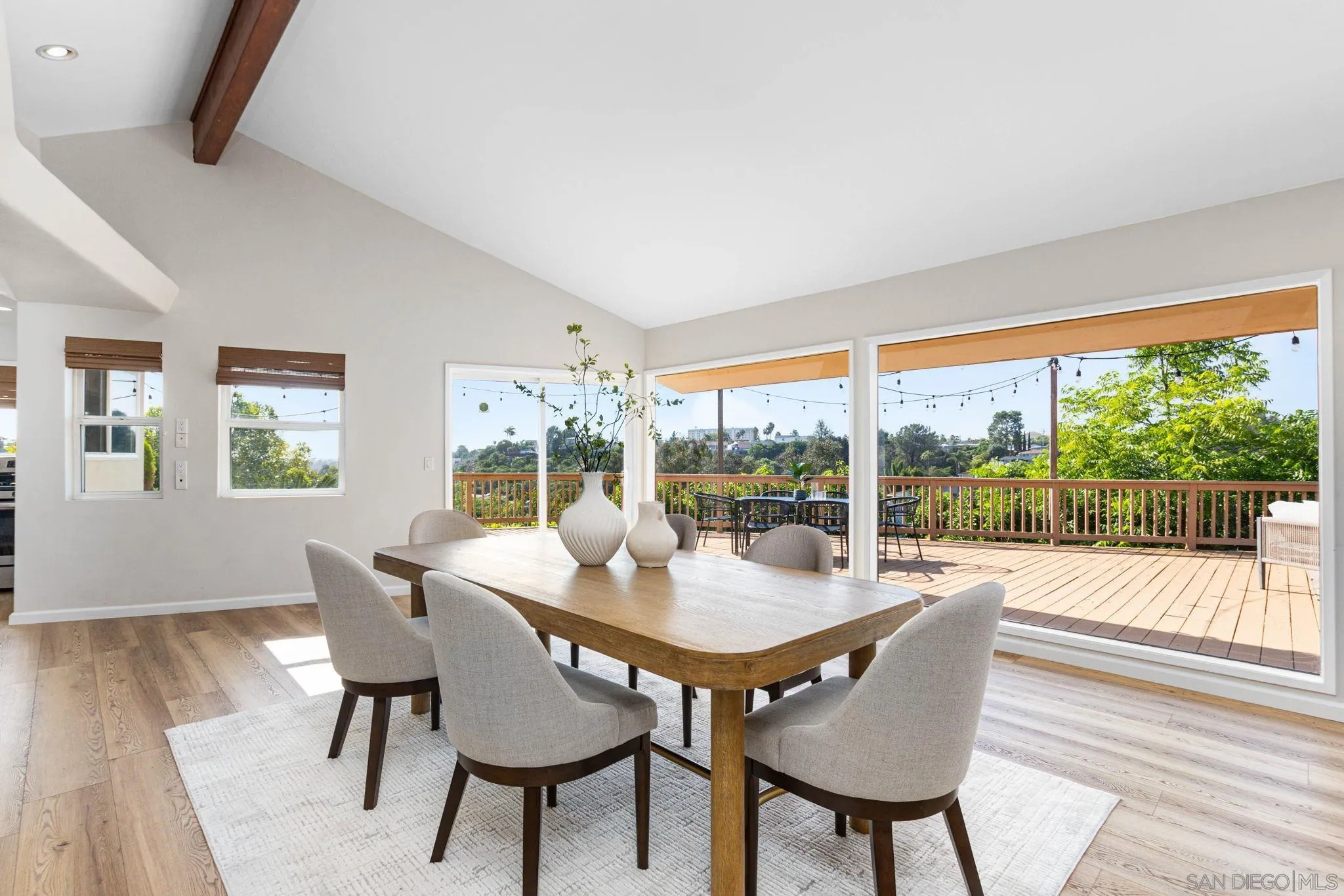 https://cdn.realtyfeed.com/cdn/127/250040632/a8a4eb9b0b3c62c9d8d4c195b83de144.webp