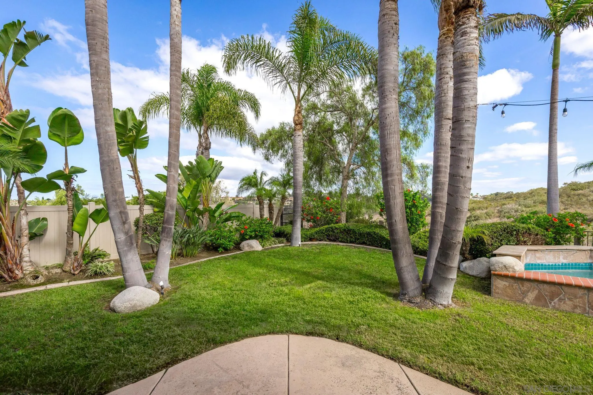 https://cdn.realtyfeed.com/cdn/127/250040636/0838e44bf9f7e9da163f30660dbba5eb.webp