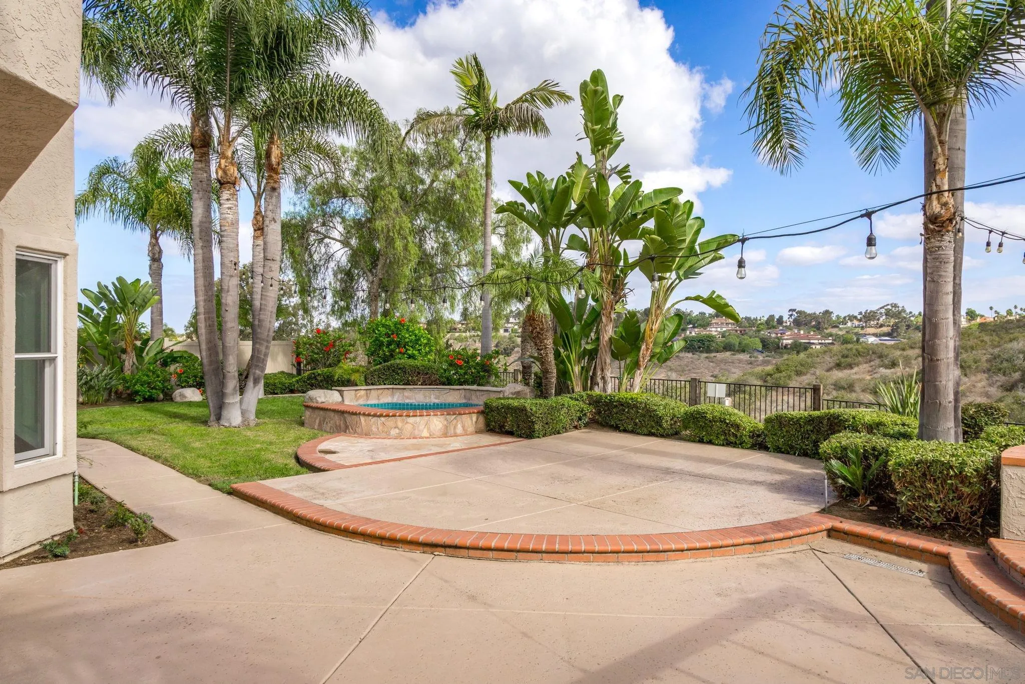 https://cdn.realtyfeed.com/cdn/127/250040636/161e202d57560efbb90e12816a76c80f.webp