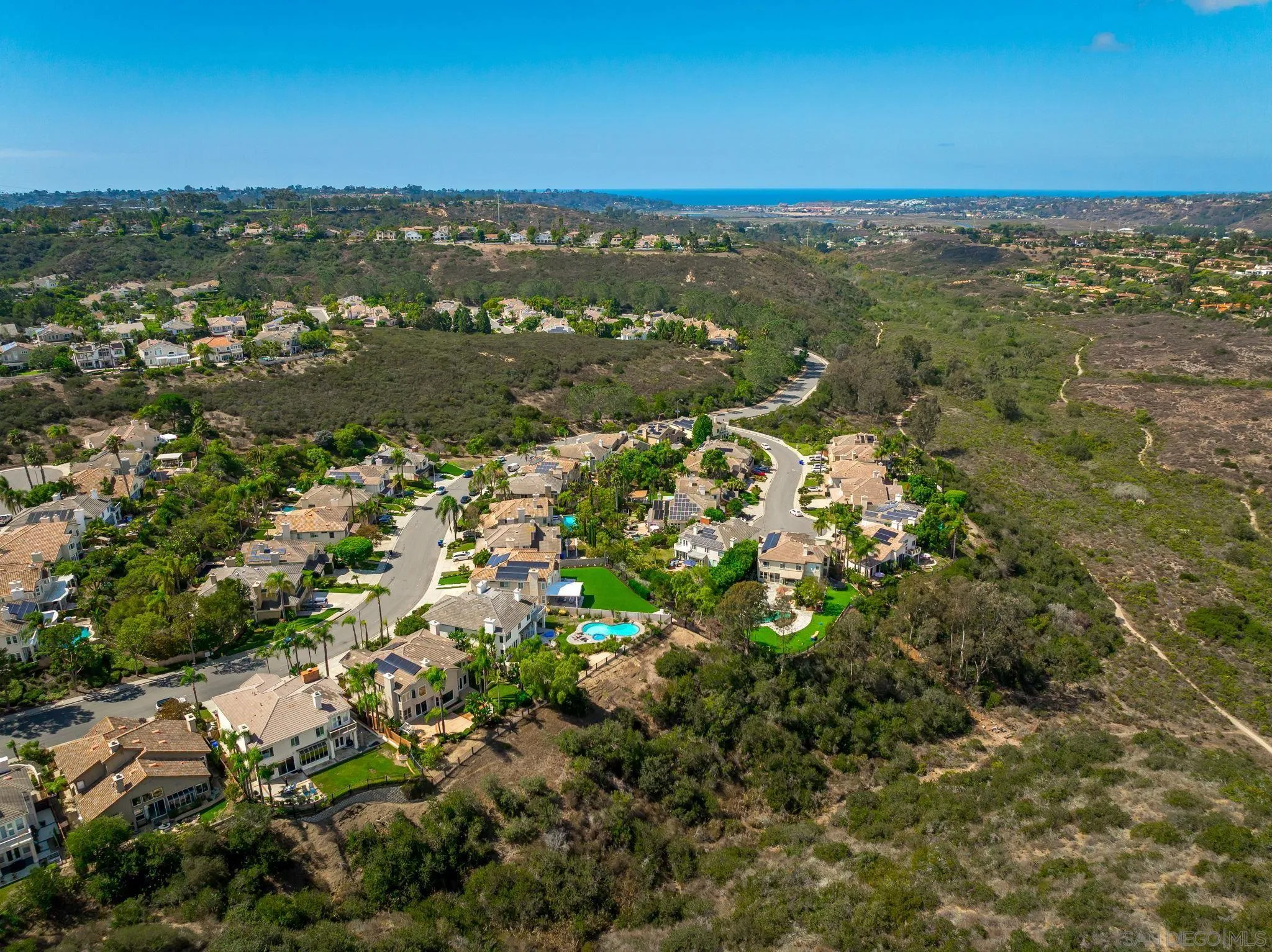 https://cdn.realtyfeed.com/cdn/127/250040636/c078bb788af8977ba7416c286c70df7c.webp