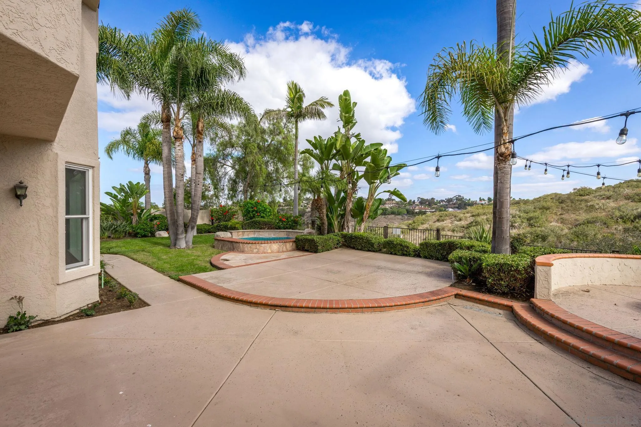 https://cdn.realtyfeed.com/cdn/127/250040636/d92cd289e156ff04a6ba19facd85d2d6.webp