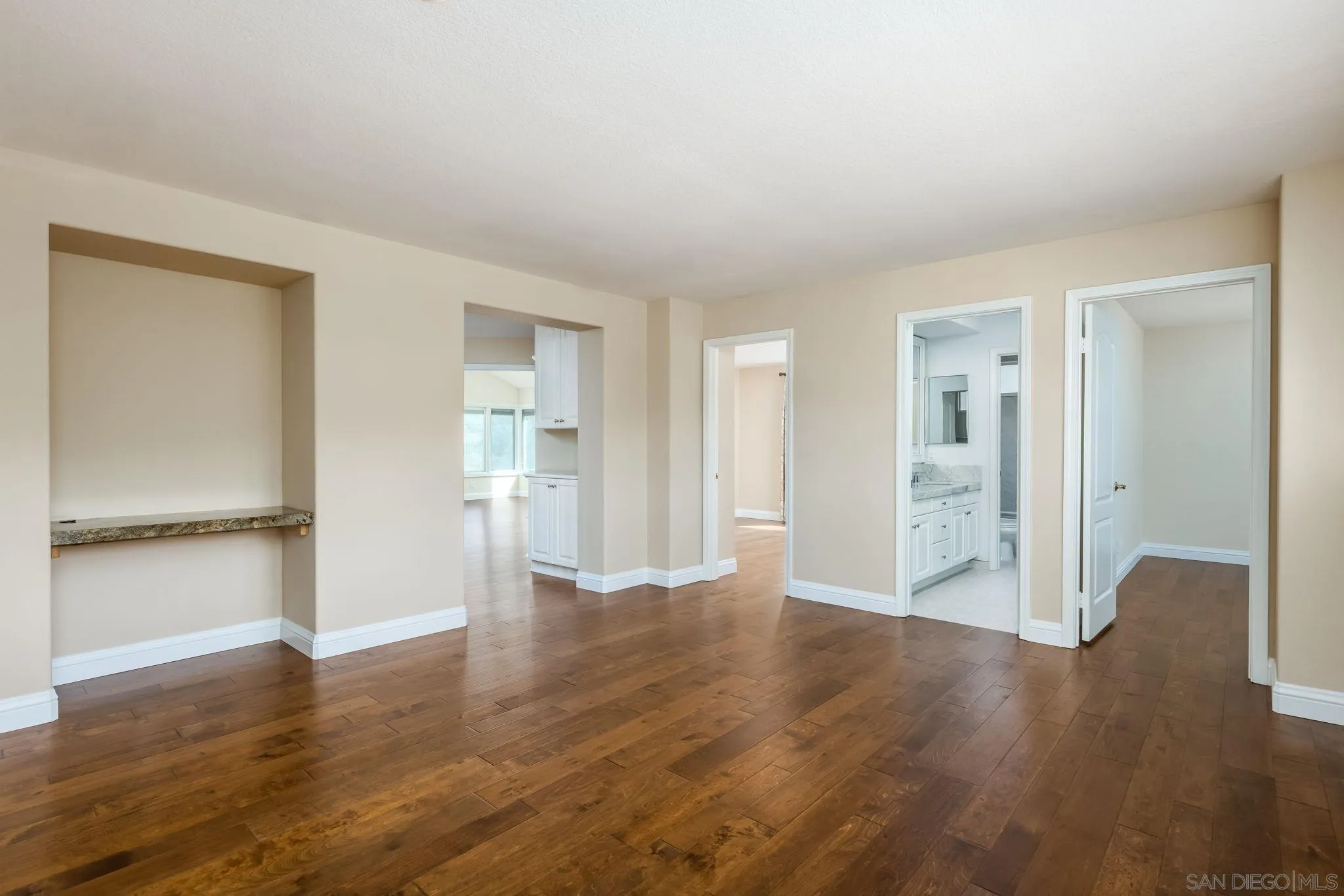 https://cdn.realtyfeed.com/cdn/127/250040636/e962f8877db97e805dd68a1d9c3c77d2.webp