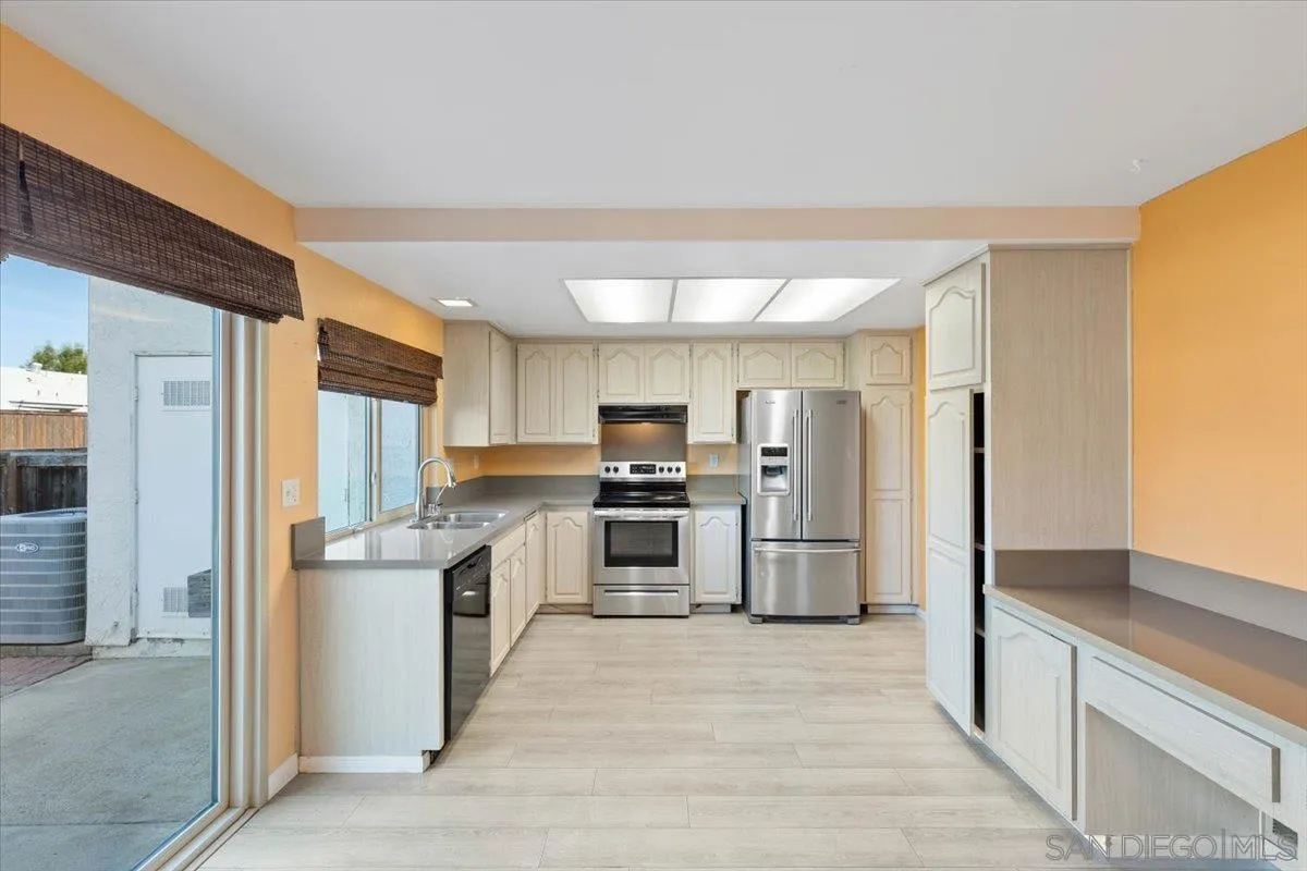 https://cdn.realtyfeed.com/cdn/127/250040643/b2c7c8695f928ed2261c0018d4b1bca5.webp