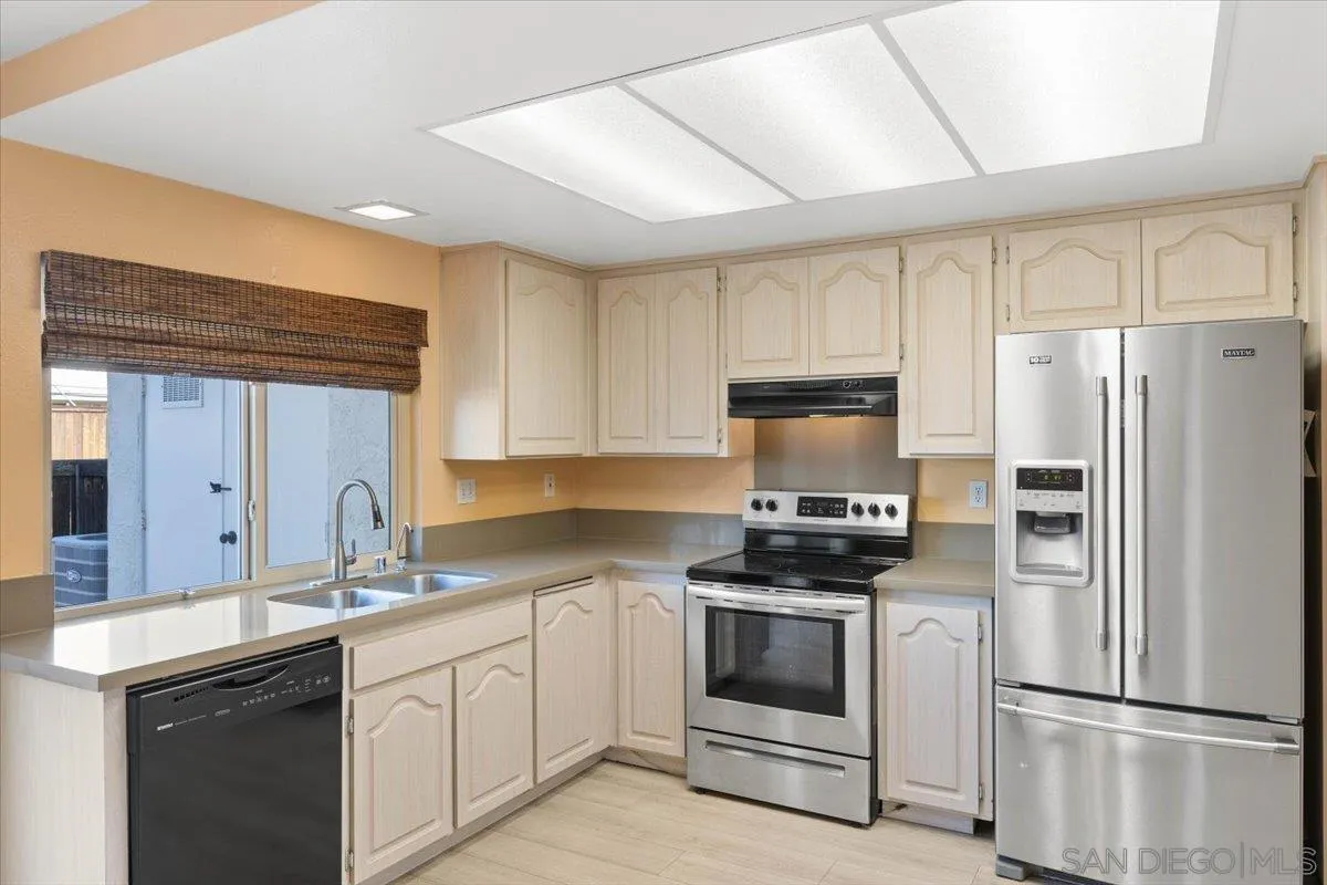 https://cdn.realtyfeed.com/cdn/127/250040643/e7da0625ed67332eeb35cd8b3e9f74f5.webp