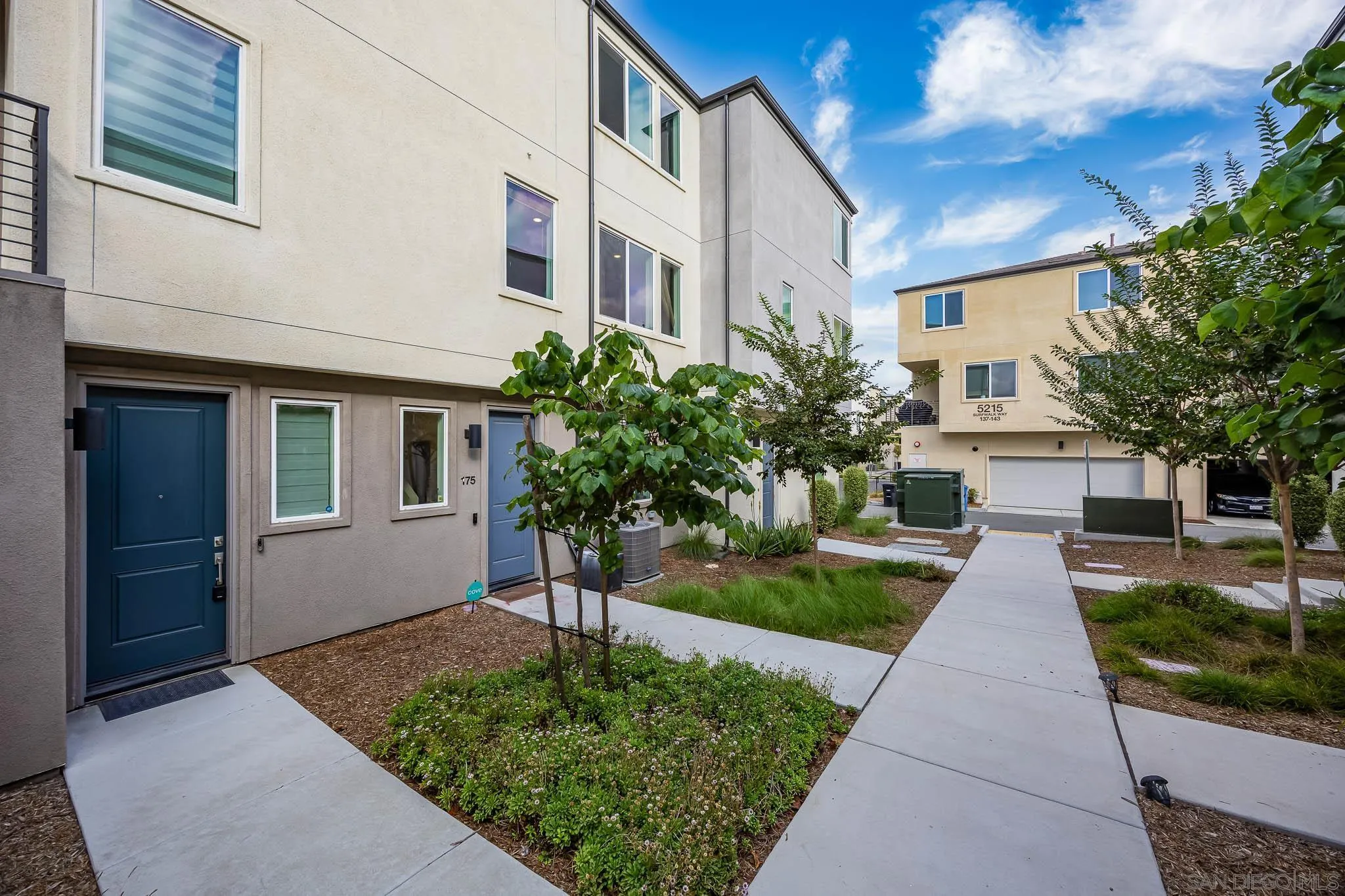 Photo #2: 250040645 Listing 