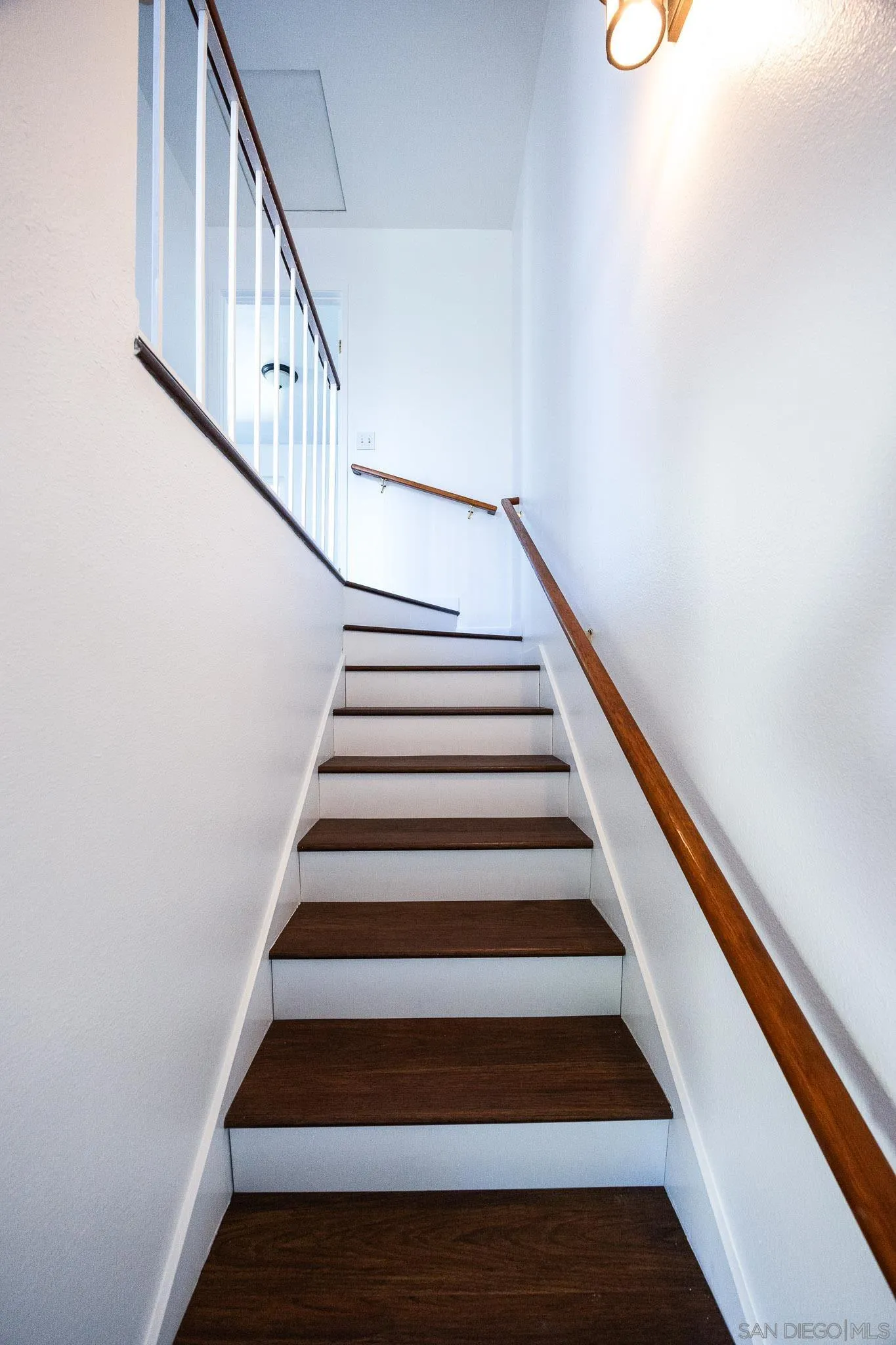 https://cdn.realtyfeed.com/cdn/127/250040647/5b4580a1fc2927e0f99d43d8fae7d8fa.webp