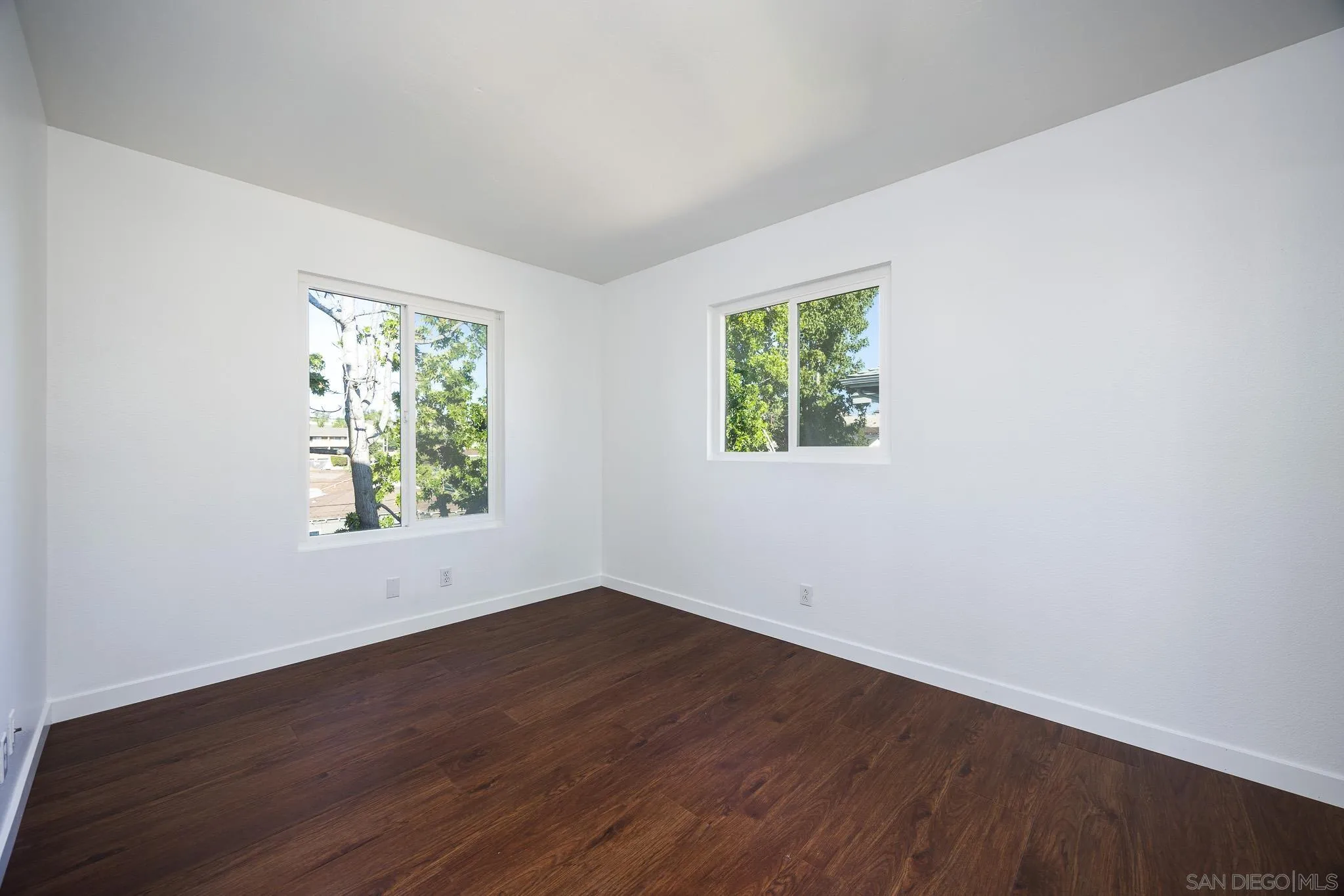 https://cdn.realtyfeed.com/cdn/127/250040647/6ebdd36681b03f8db0e5cd77c9604622.webp