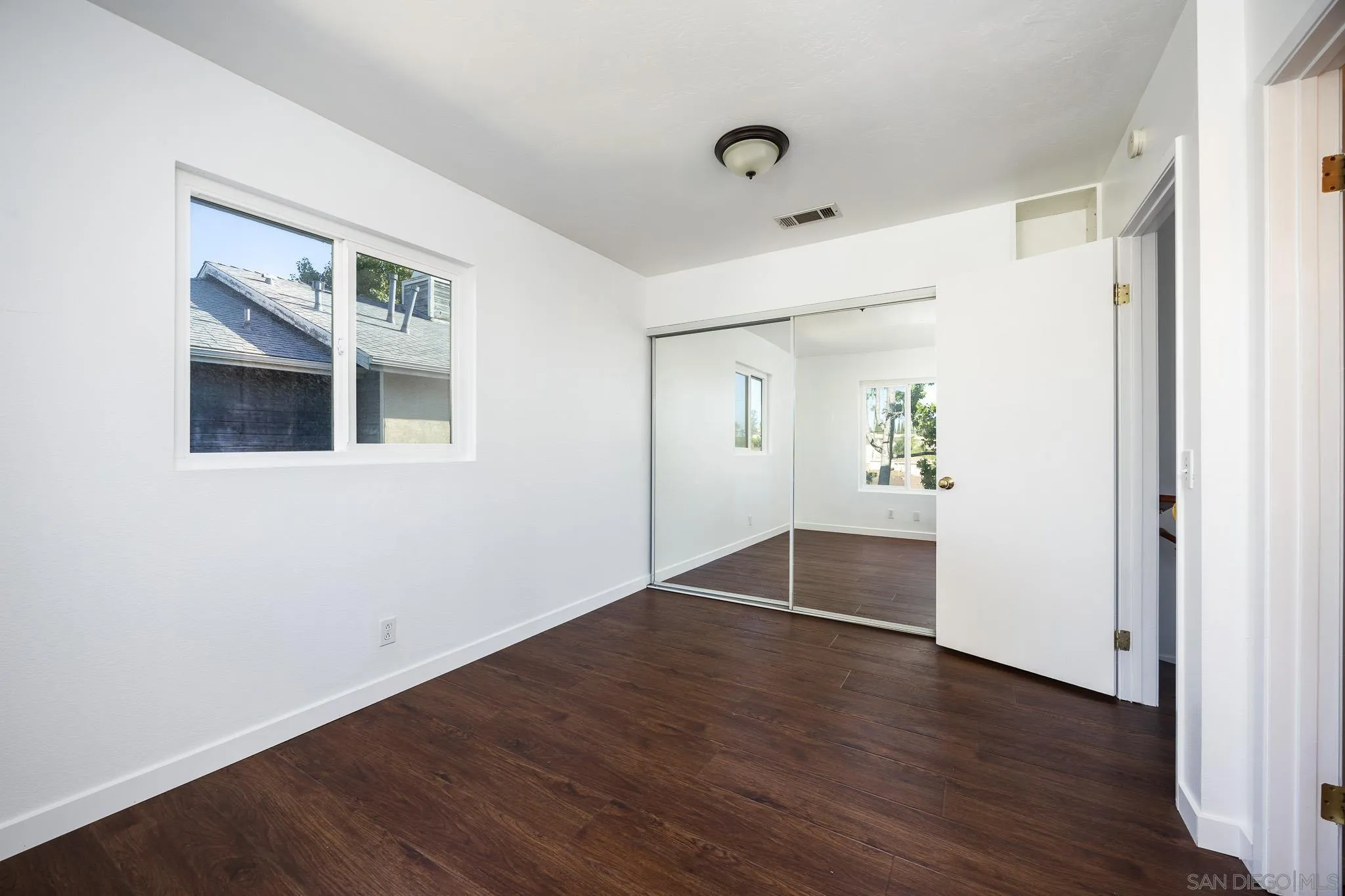 https://cdn.realtyfeed.com/cdn/127/250040647/7818eb4cbf9aa90d34d7fe9c03969540.webp