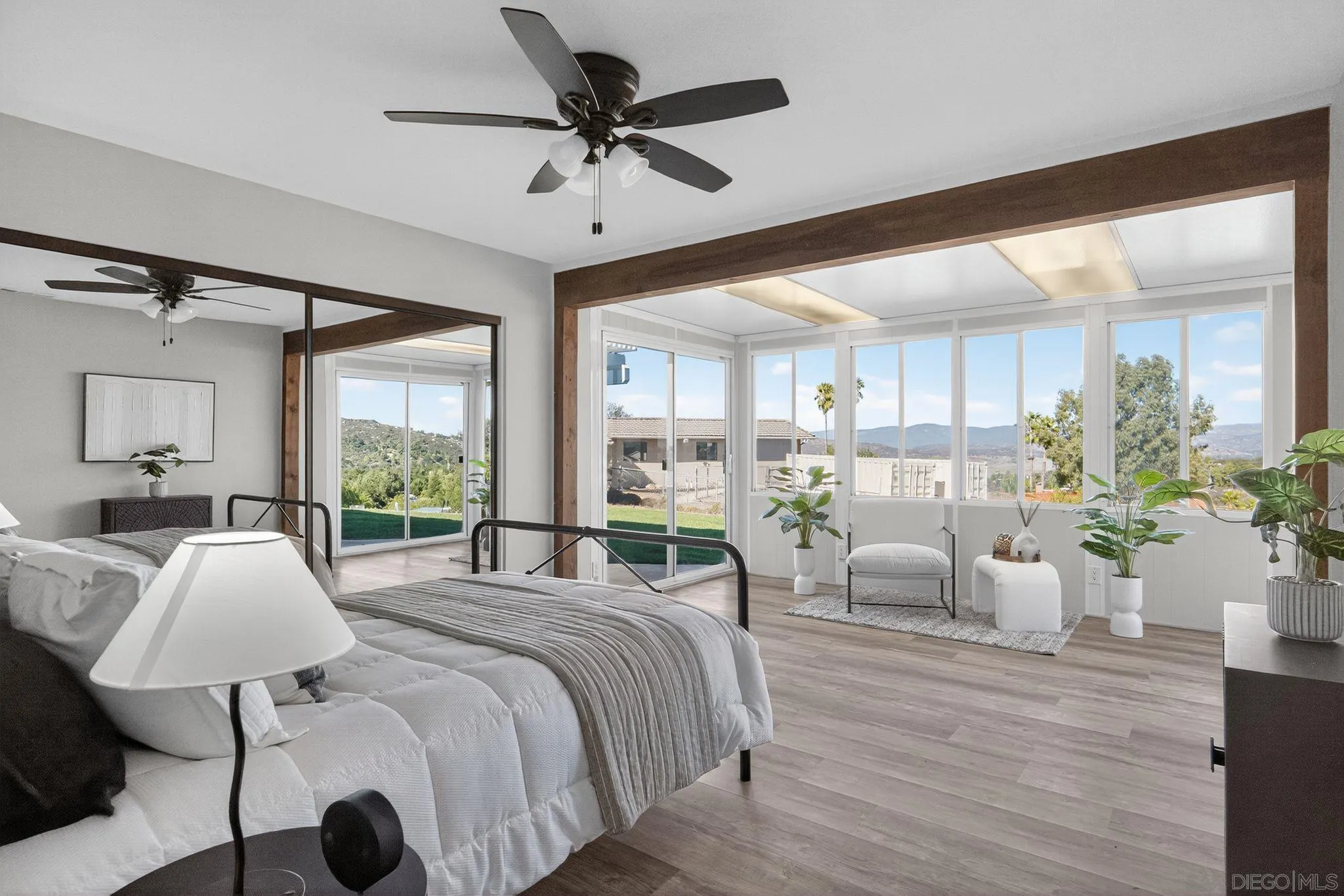 https://cdn.realtyfeed.com/cdn/127/250040651/ef2a2e0ca796b404e1cbf410a9ba94e2.webp