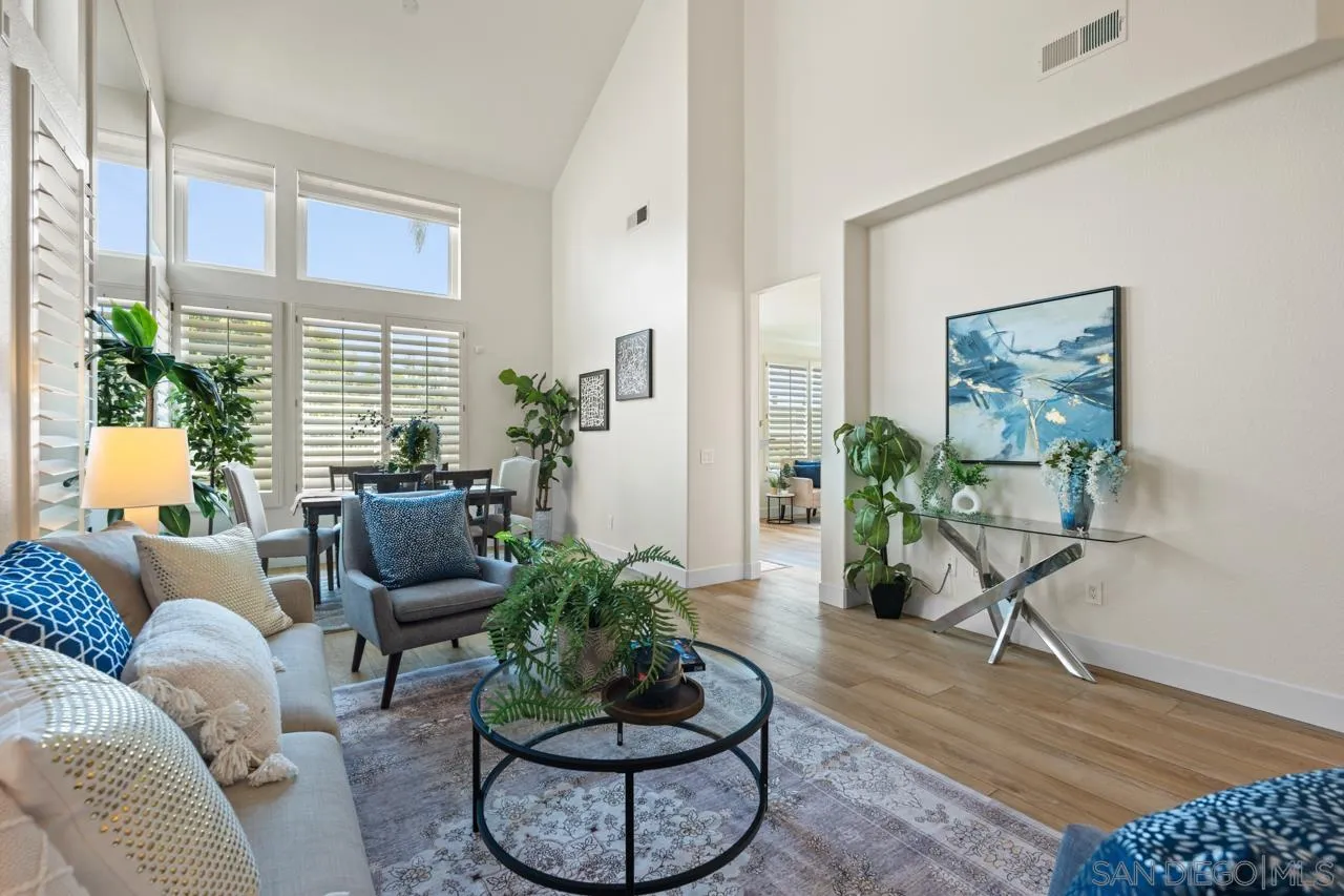 https://cdn.realtyfeed.com/cdn/127/250040652/2d2c762c54a5ef26f37952b4252dbeff.webp