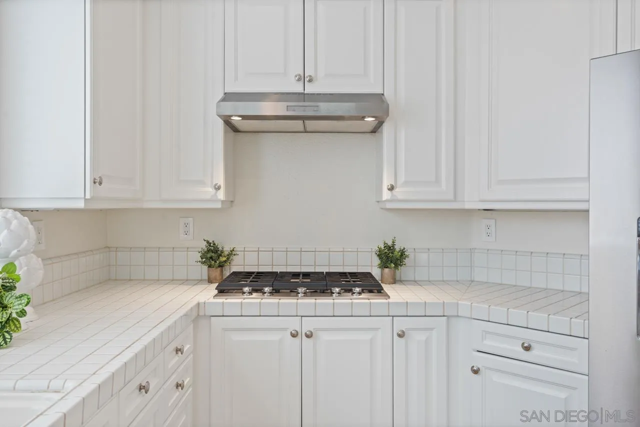 https://cdn.realtyfeed.com/cdn/127/250040652/48f20eb7b98ca979aa5a18e74513c14e.webp