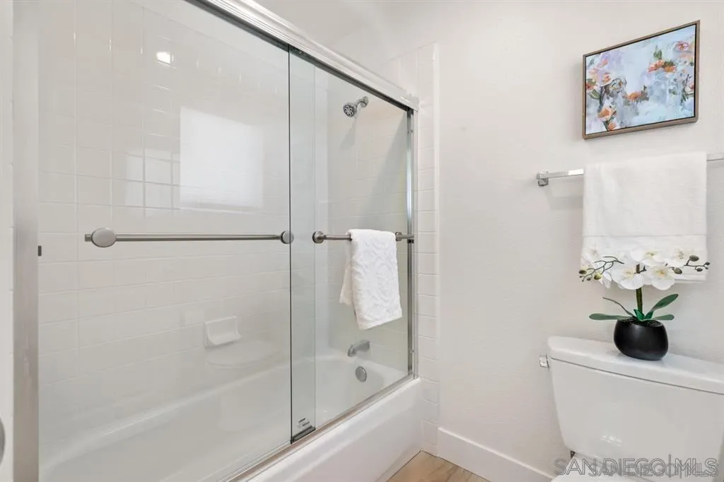 https://cdn.realtyfeed.com/cdn/127/250040652/7d22e97ab9ab8b997dedb64cceac2826.webp