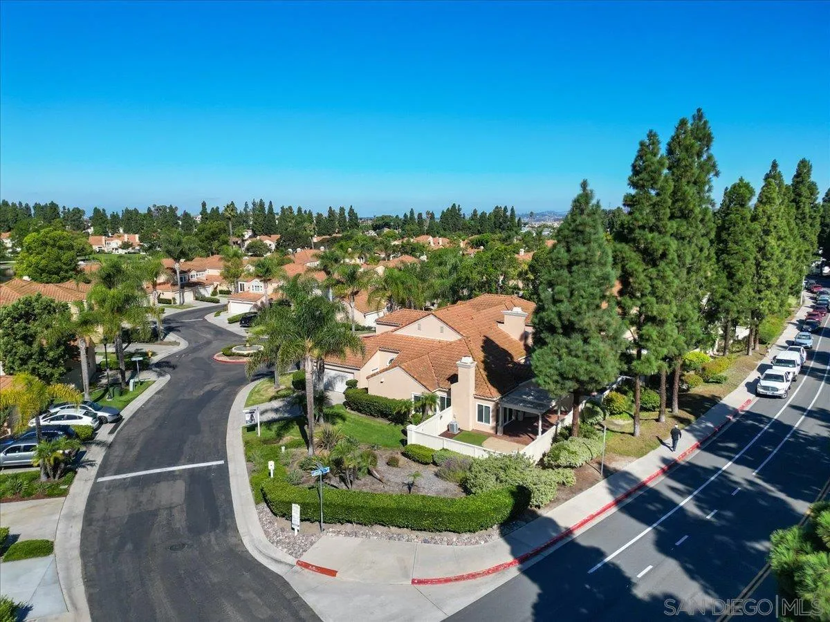 https://cdn.realtyfeed.com/cdn/127/250040653/7b9deb7b4968e762365837ad537894b5.webp