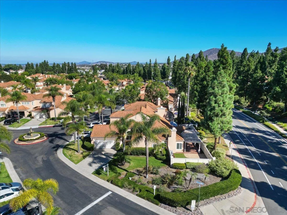 https://cdn.realtyfeed.com/cdn/127/250040653/96a1c288ce4f7d74fcbdea544ced5de4.webp