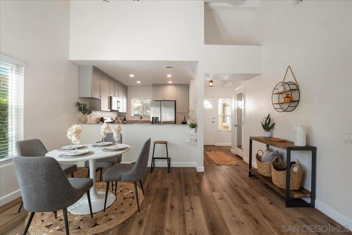 https://cdn.realtyfeed.com/cdn/127/250040653/ac8673e8d6a0ff059a2ef340448a0909.webp