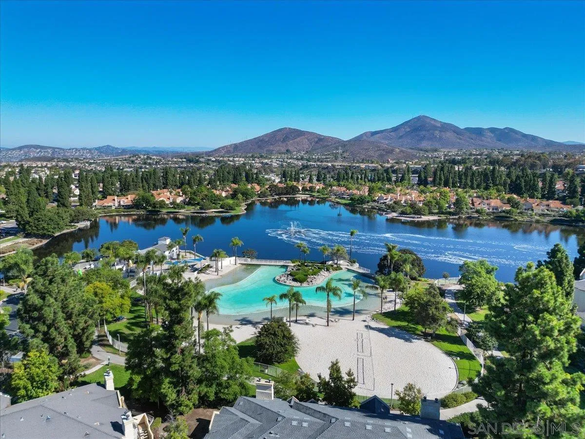 https://cdn.realtyfeed.com/cdn/127/250040653/cf52fbf9ed9c8066554492565a723f4f.webp