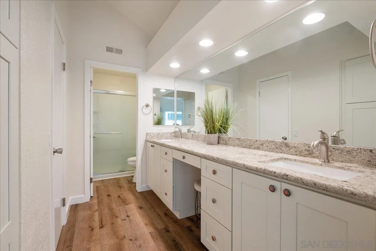 https://cdn.realtyfeed.com/cdn/127/250040653/dc8fba09e1116f5e3c69629224760e8f.webp