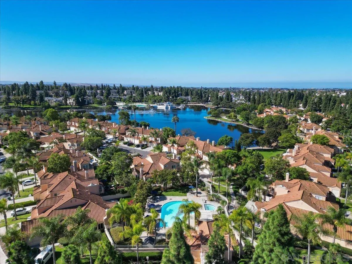 https://cdn.realtyfeed.com/cdn/127/250040653/ddcbc7422ca22b45e8174adca14a0cb5.webp