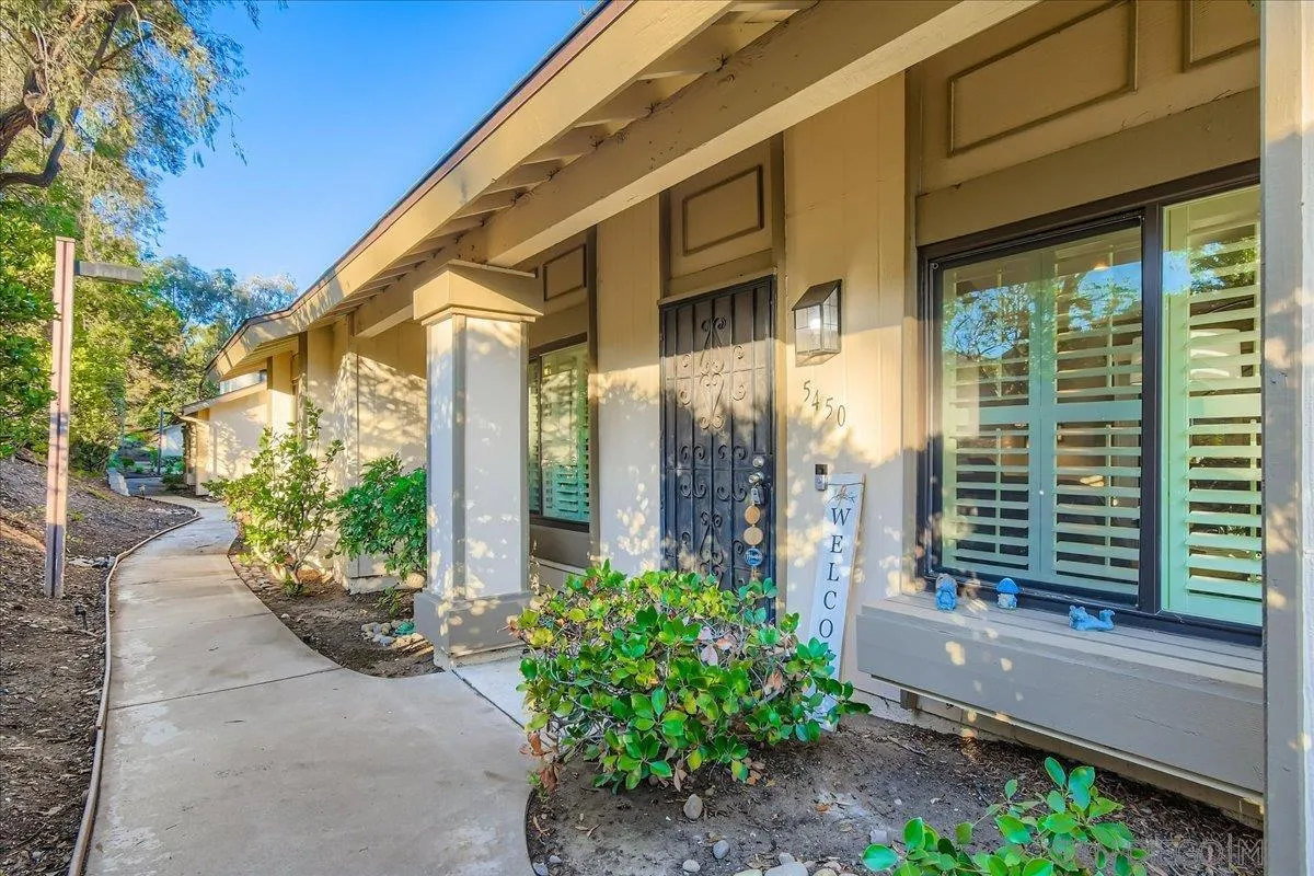 https://cdn.realtyfeed.com/cdn/127/250040655/24a08d6b8f4ae72641a6e1582d87b621.webp
