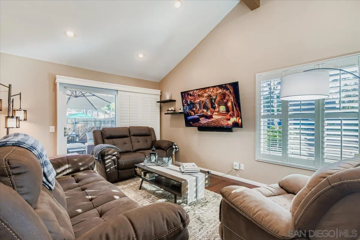 https://cdn.realtyfeed.com/cdn/127/250040655/6d45b58d140980d31a20fea9a160f39d.webp