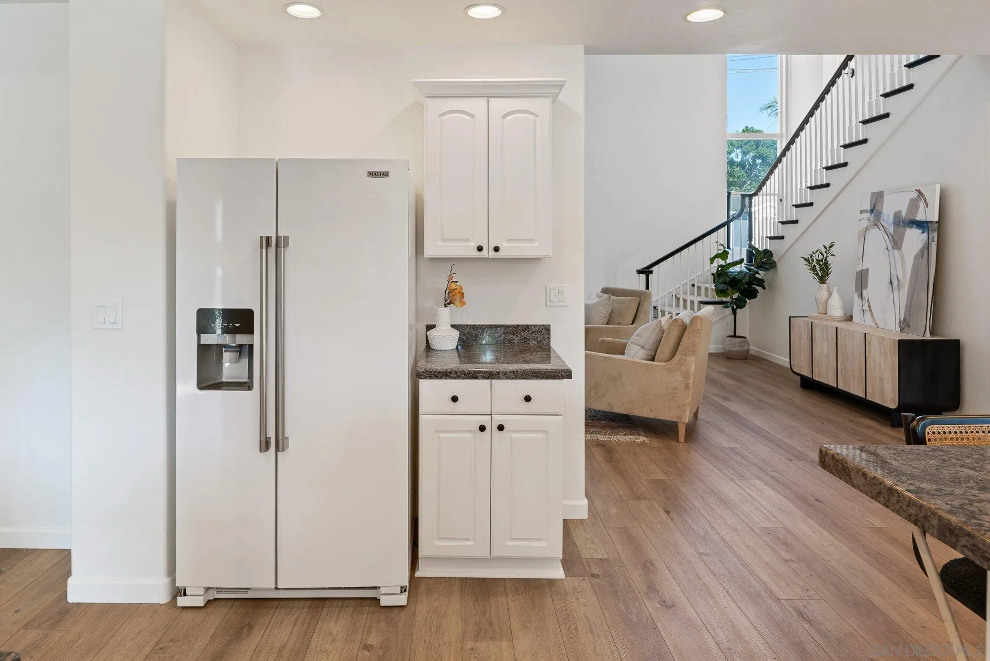 https://cdn.realtyfeed.com/cdn/127/250040656/22ff7707fe6a7da0fa20c3ed3b3f5f74.webp