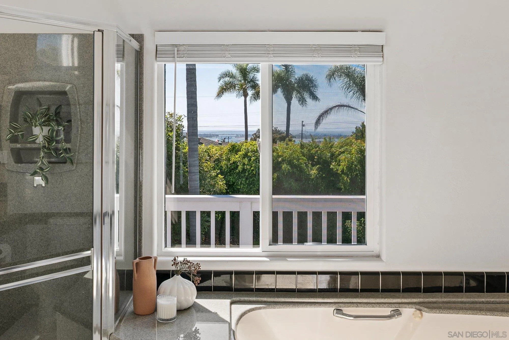 https://cdn.realtyfeed.com/cdn/127/250040656/8acbb08e17075c8de8afc9593c8d33b0.webp