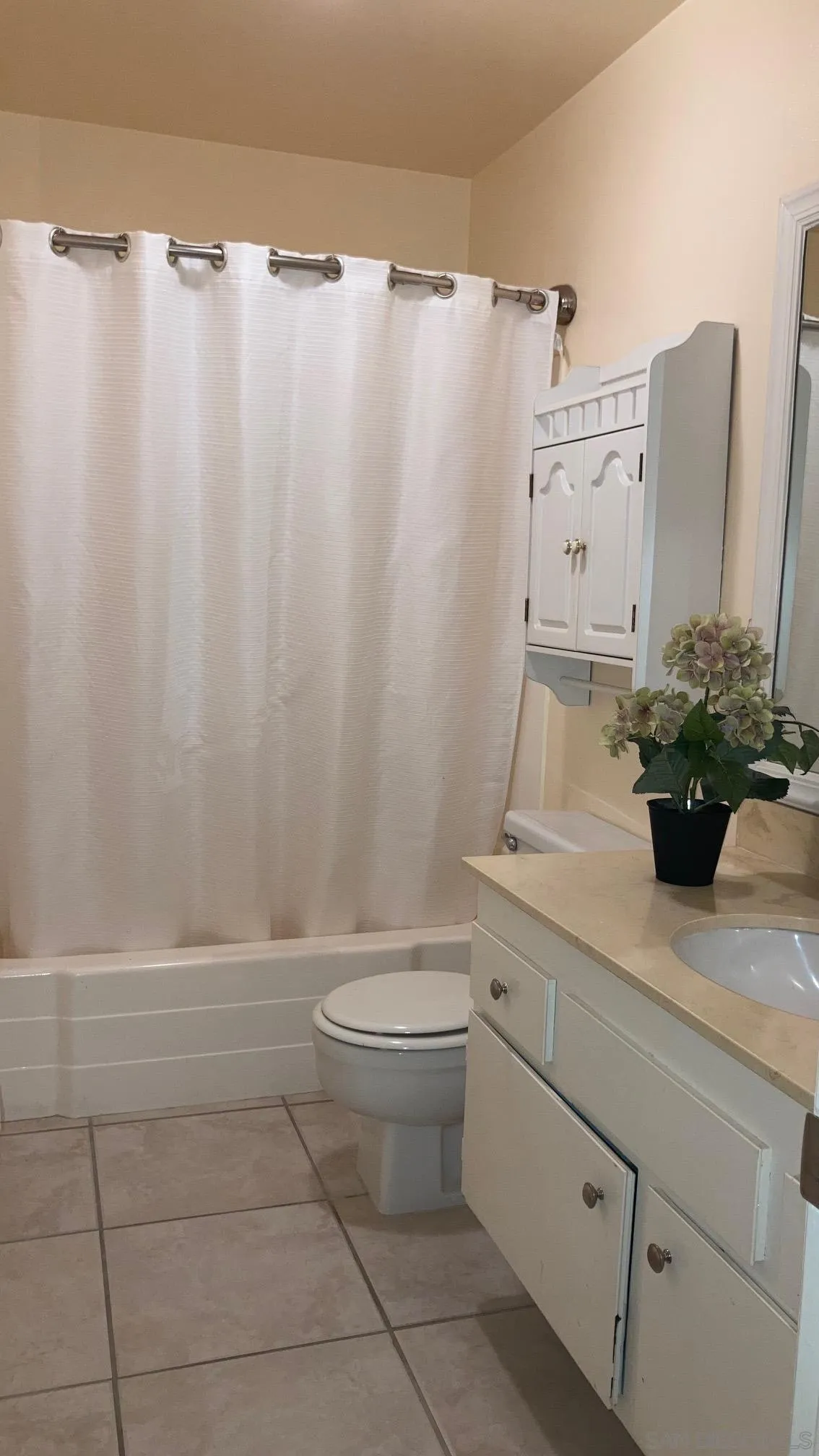 https://cdn.realtyfeed.com/cdn/127/250040657/1fb9150096b0016a205097dbd8c727ab.webp