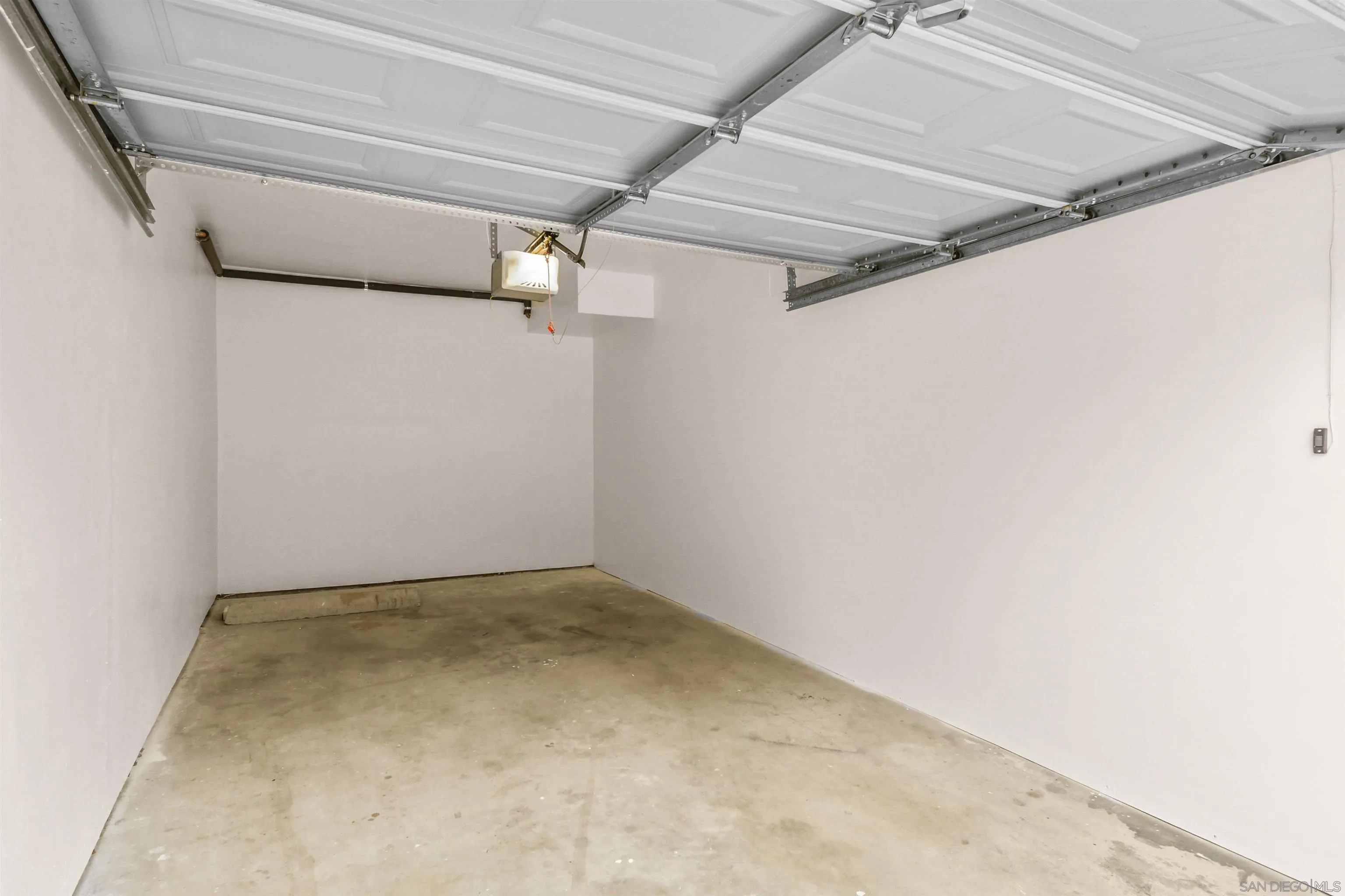 Photo #39: 250040664 Listing: Photo #39