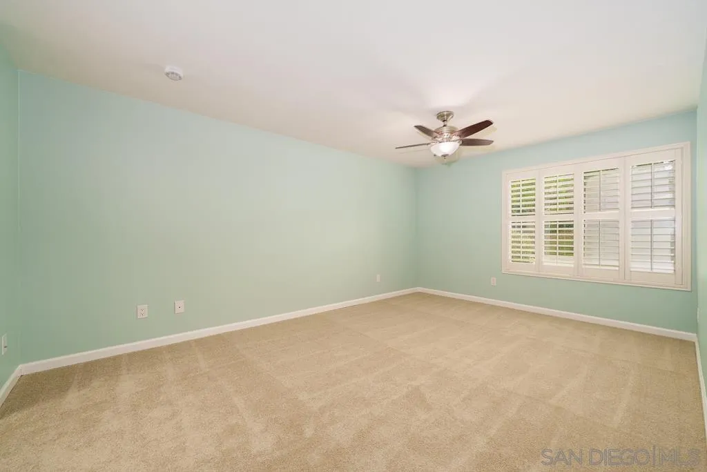 https://cdn.realtyfeed.com/cdn/127/250040665/f4e2de20771e20770b7797005ba6a062.webp