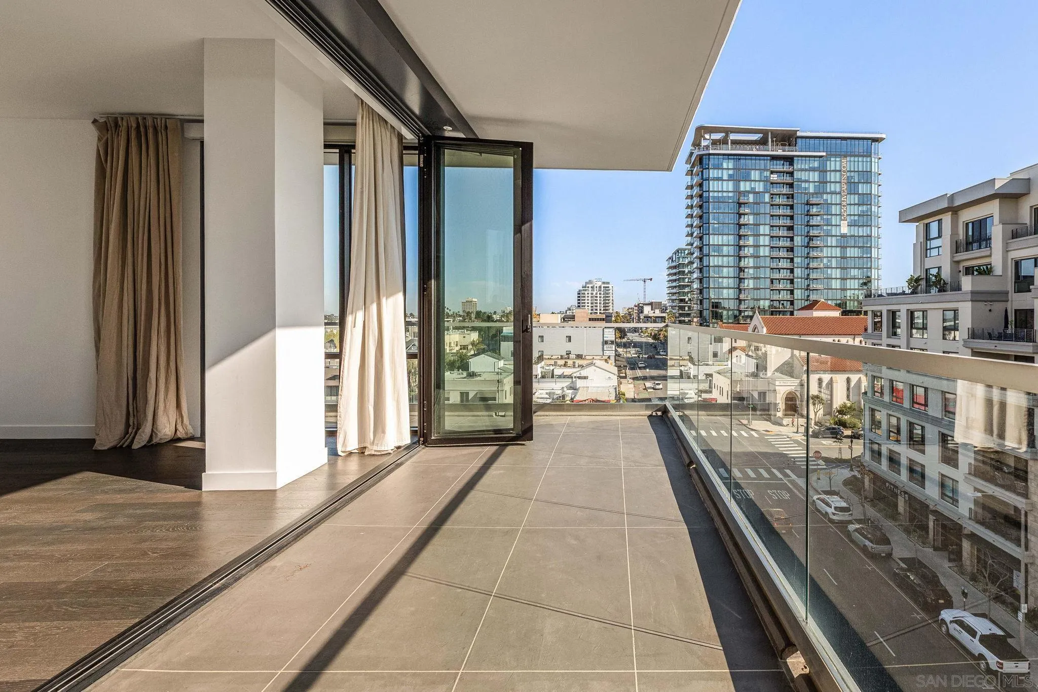 Photo #3: 250040668 Listing 