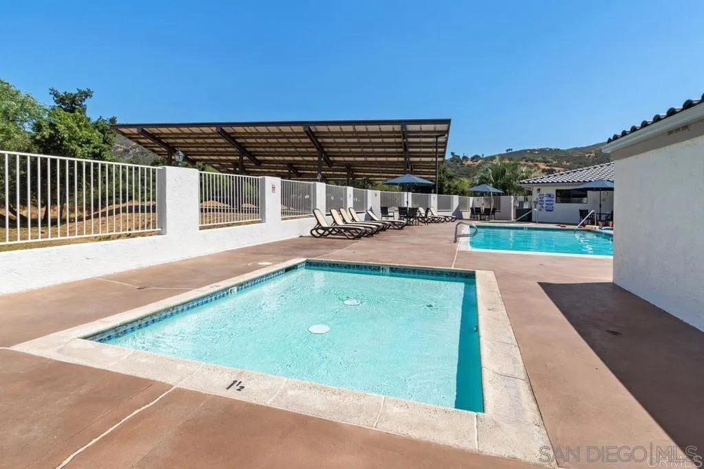 https://cdn.realtyfeed.com/cdn/127/250040672/7bee6e99904be89b9e542b2f40897d1d.webp