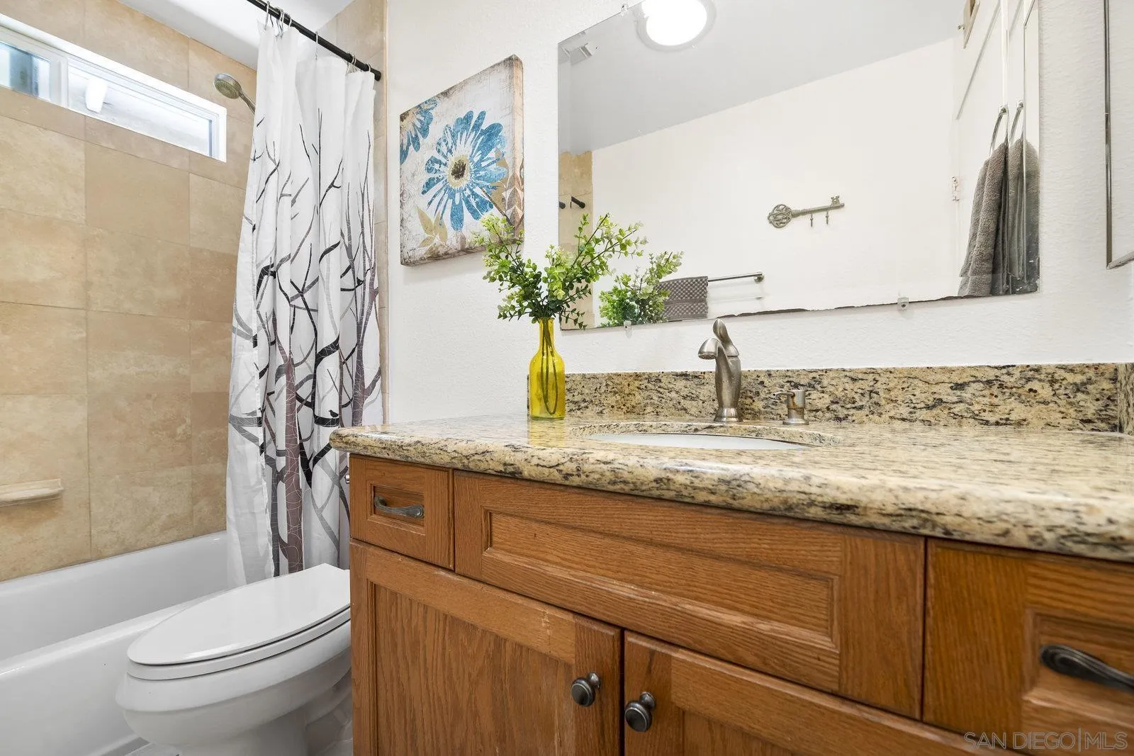 https://cdn.realtyfeed.com/cdn/127/250040673/5e4b639005cb2eeae02b95d25b37810a.webp
