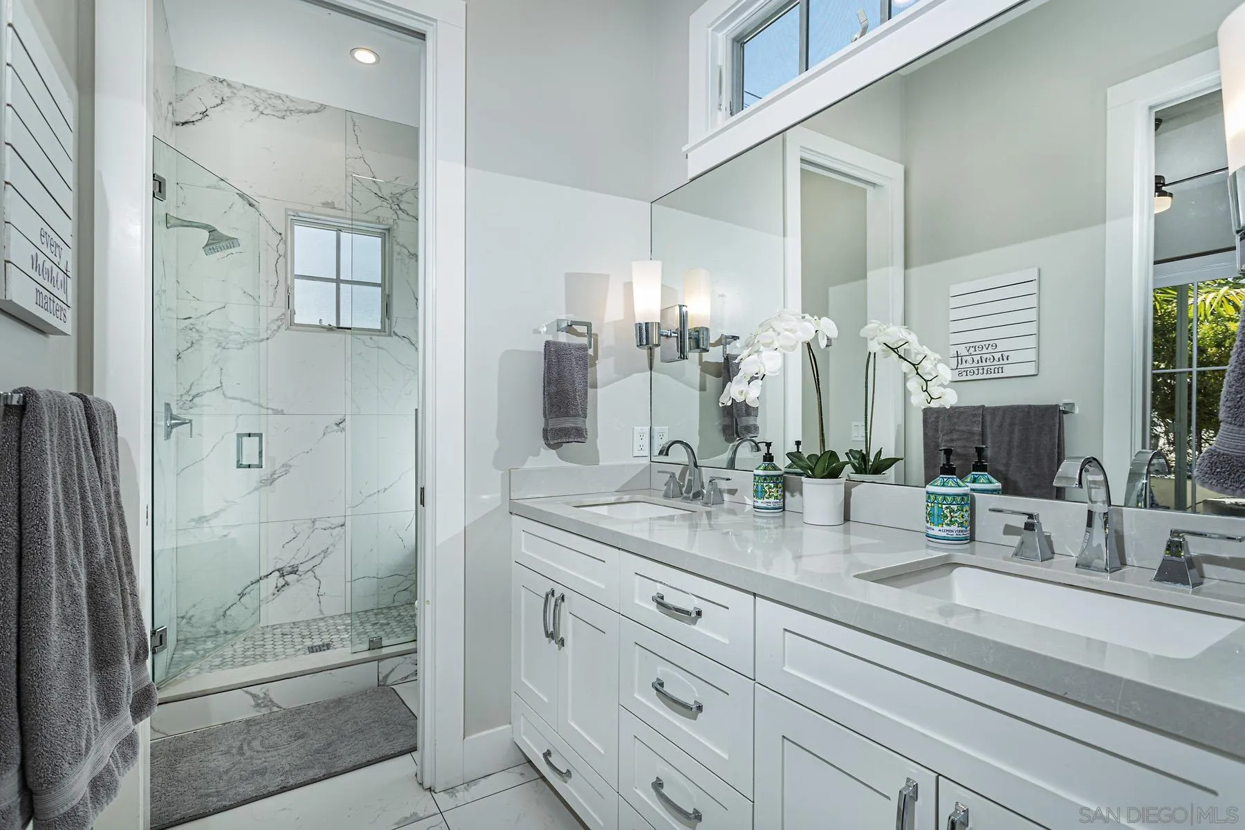 https://cdn.realtyfeed.com/cdn/127/250040674/1b2b3dad7b551121ab8e95f695c1711f.webp