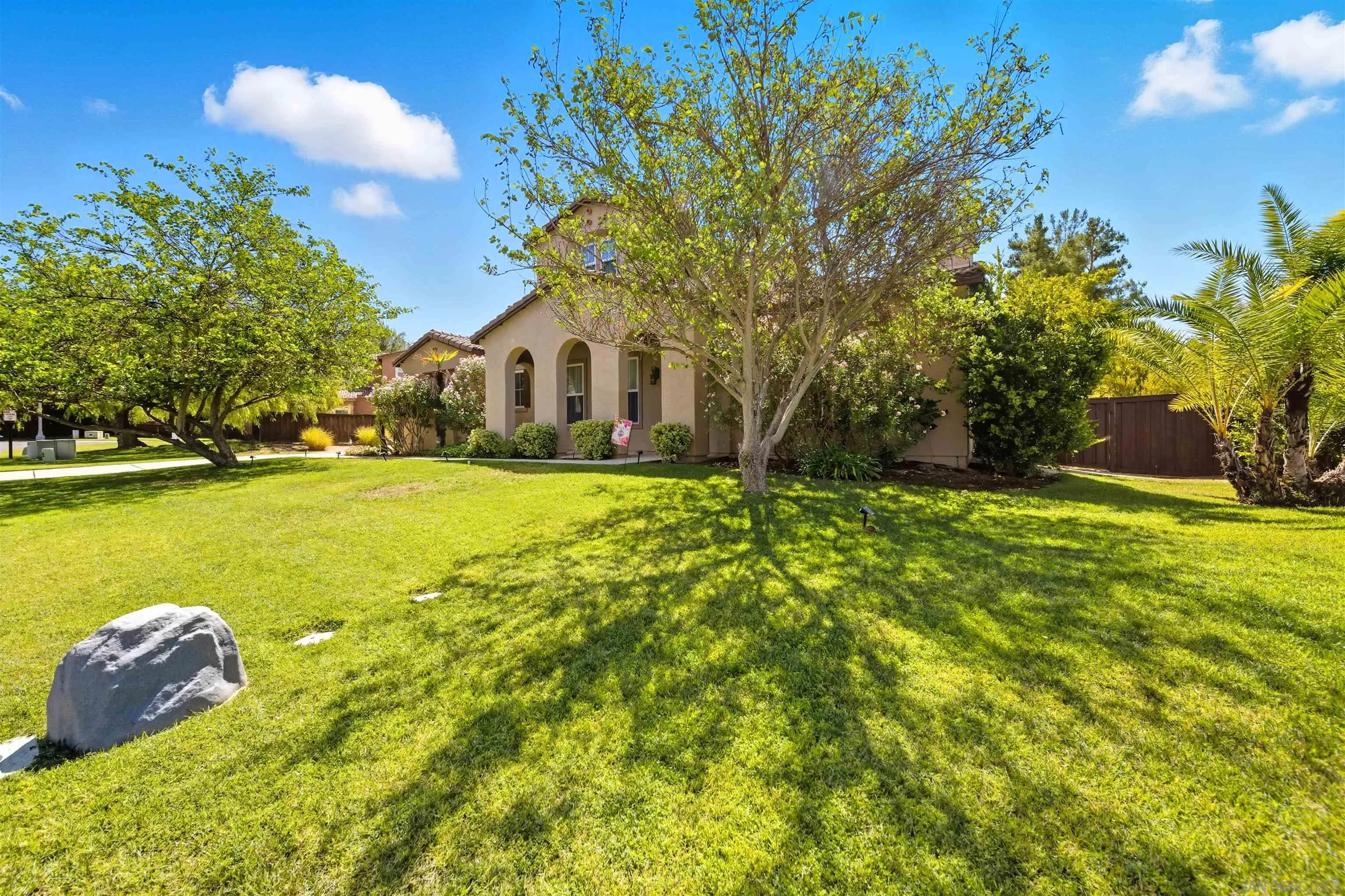 https://cdn.realtyfeed.com/cdn/127/250040679/6bba74a7764fda0ae961b9fd9b7d2a0a.webp