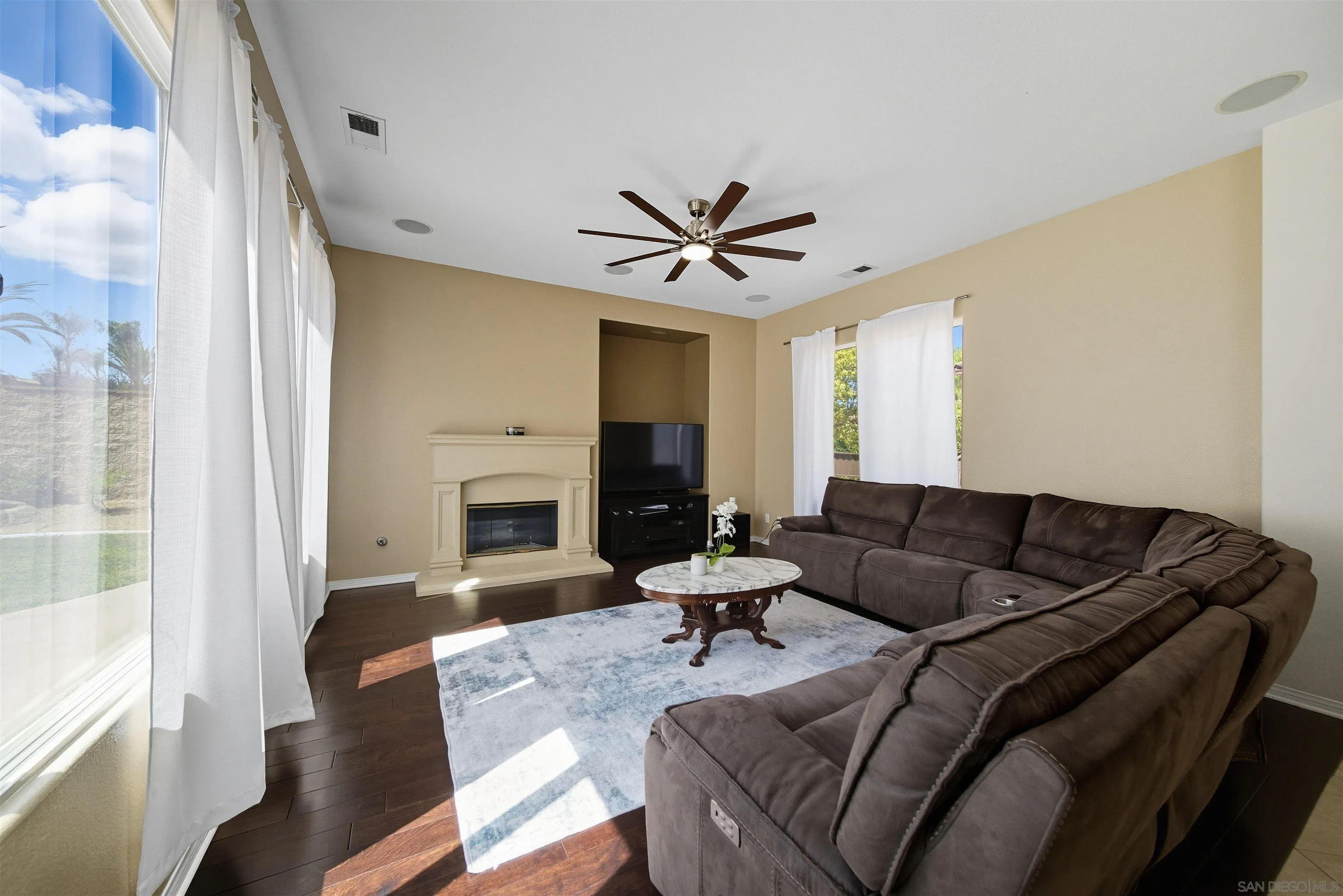 https://cdn.realtyfeed.com/cdn/127/250040679/a2e25d2461abbcdf9c6e3fa08bc67b37.webp