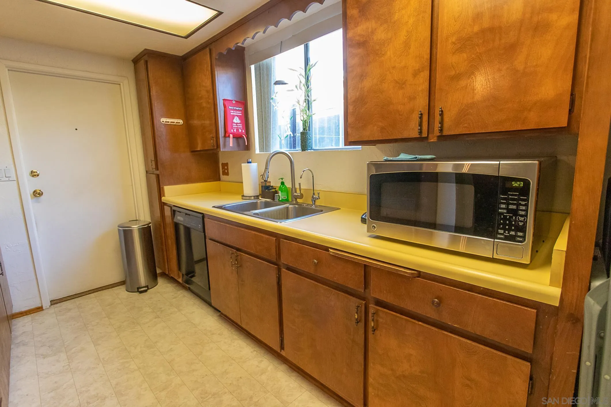 https://cdn.realtyfeed.com/cdn/127/250040686/09d5c52e489d59d082c4926d719f2b49.webp