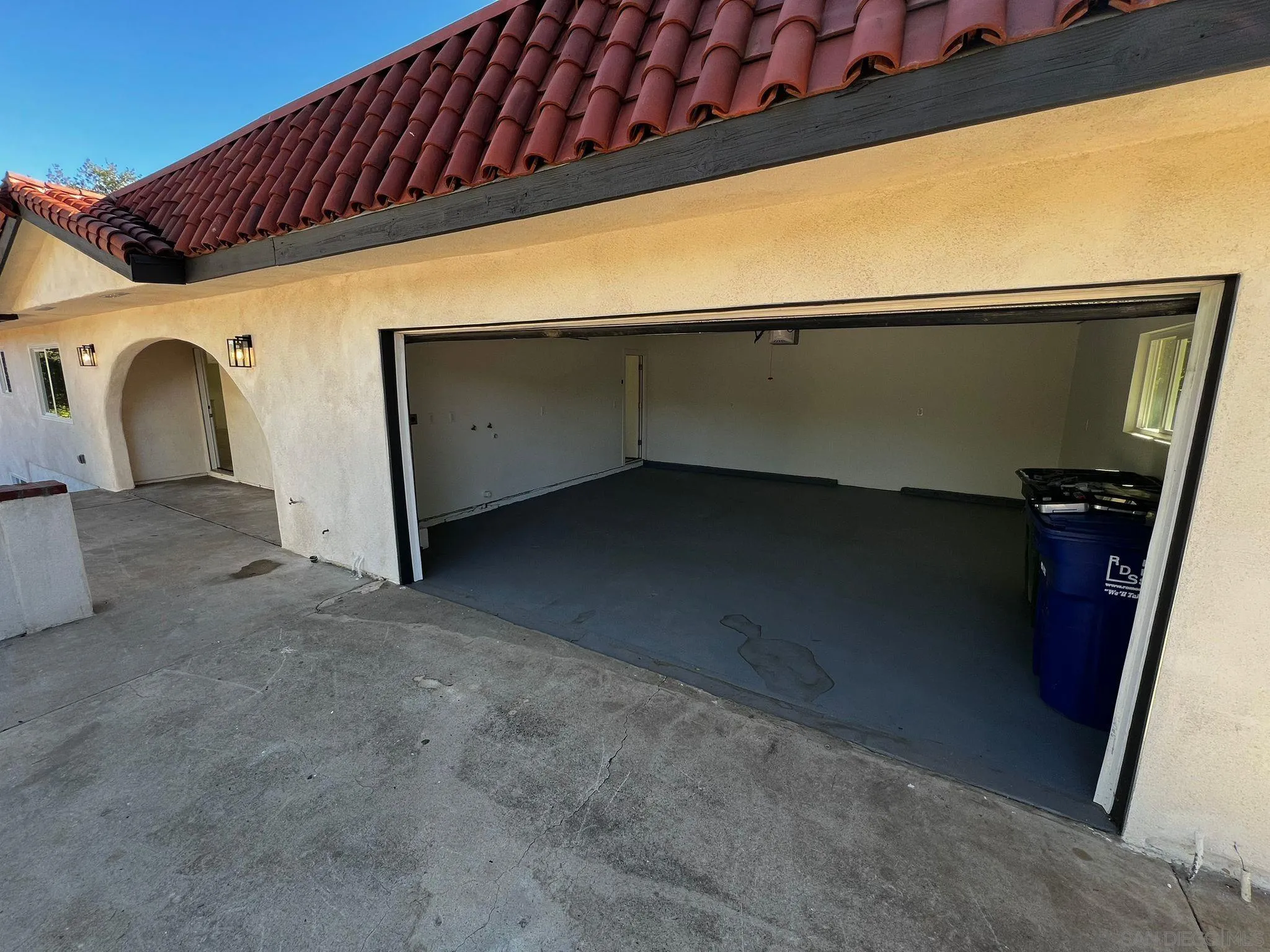 https://cdn.realtyfeed.com/cdn/127/250040691/5f8c50a0c2ac3689071c7e717877270c.webp
