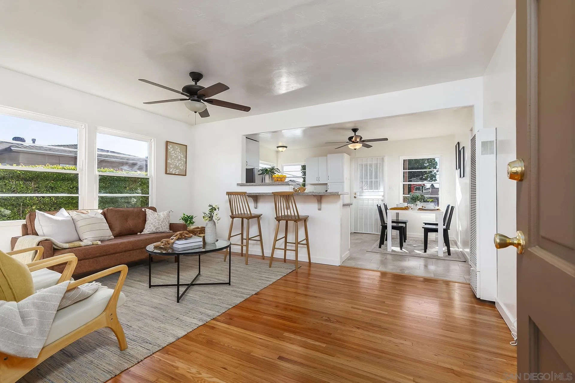 https://cdn.realtyfeed.com/cdn/127/250040698/a9aeb1778f58e0f263f933b300c0a9a3.webp
