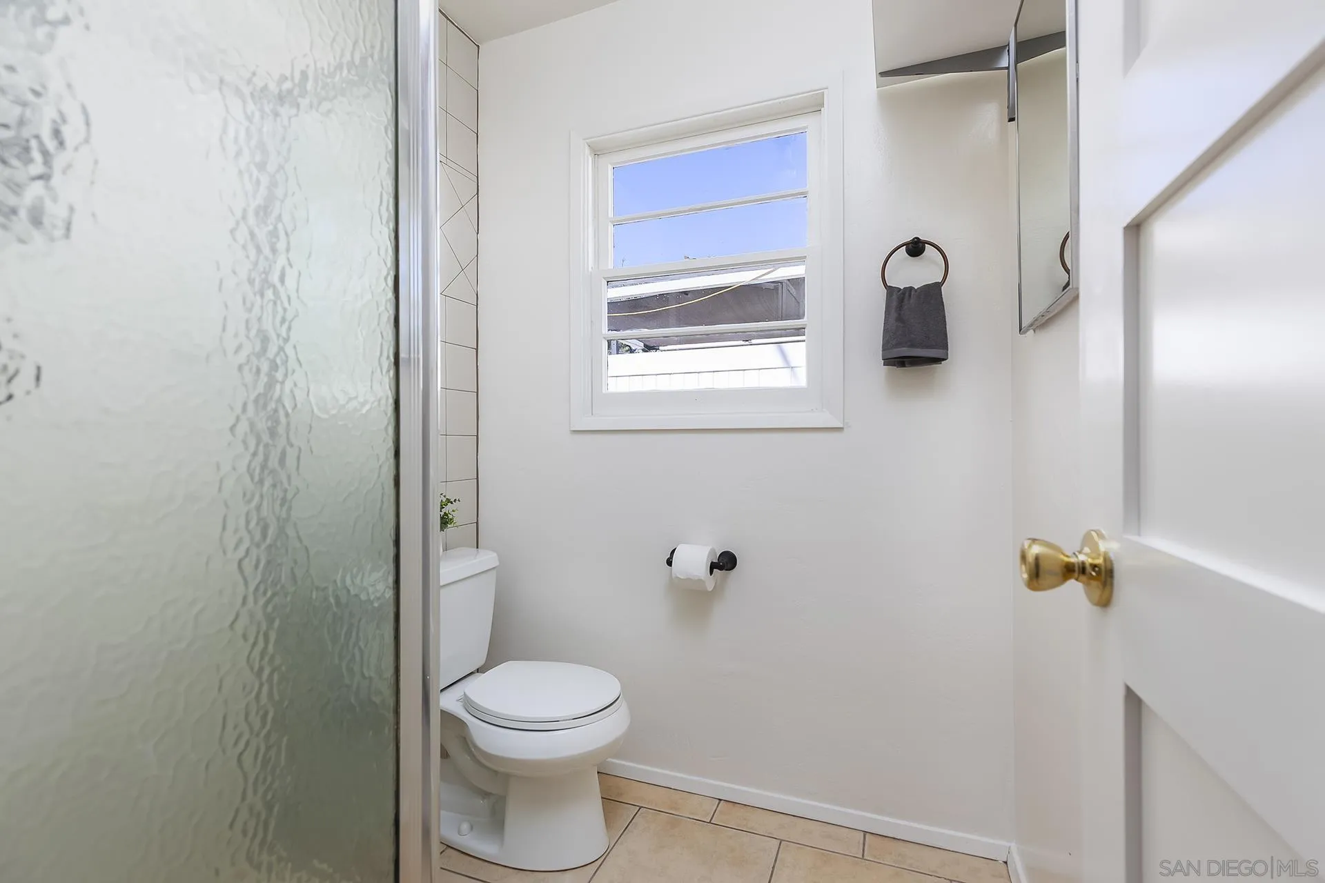 https://cdn.realtyfeed.com/cdn/127/250040698/e2b17969c87fe297c7d3ad7c5fd1f7d1.webp