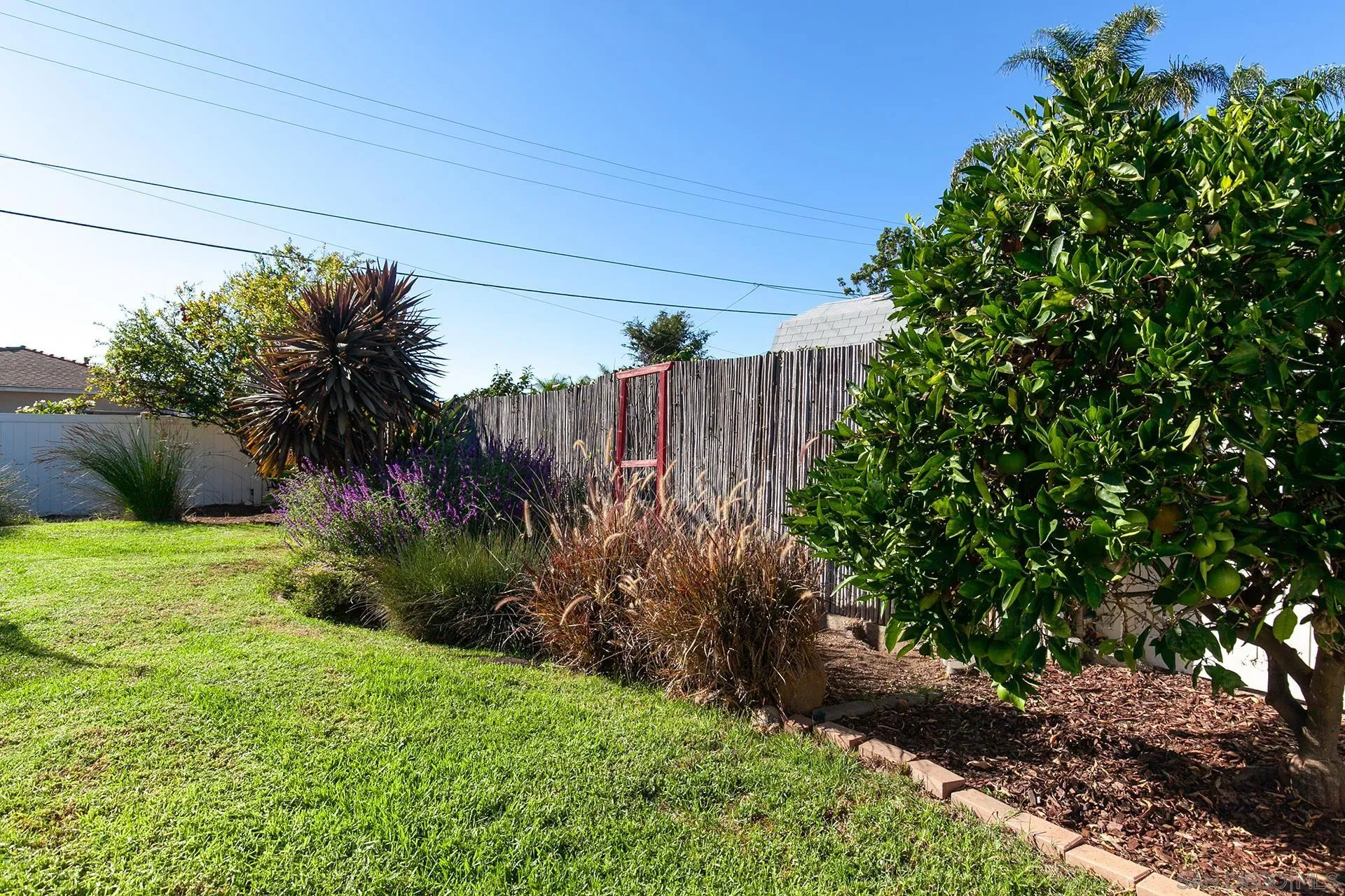 https://cdn.realtyfeed.com/cdn/127/250040698/e56cdb5dd318a5d93fa0bf900c5428f8.webp