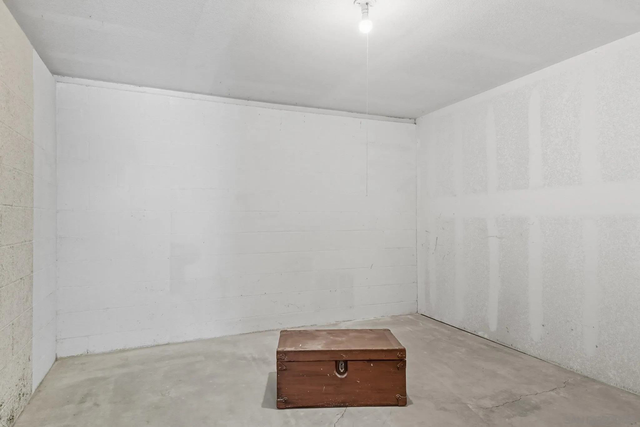 https://cdn.realtyfeed.com/cdn/127/250040700/2b72537b632f74765f293674988c40b0.webp