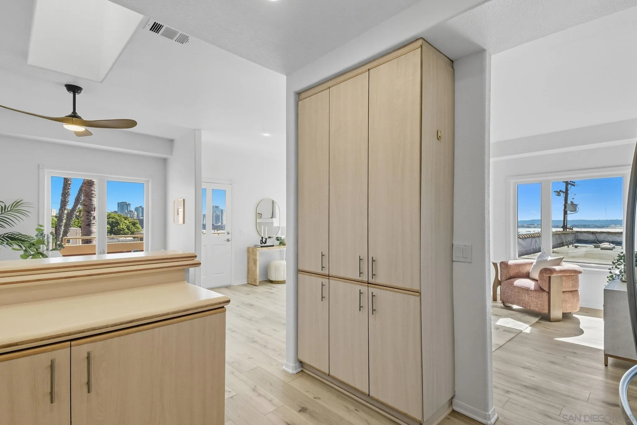 https://cdn.realtyfeed.com/cdn/127/250040700/8ef60132f9a3efd49e9695adce32806e.webp